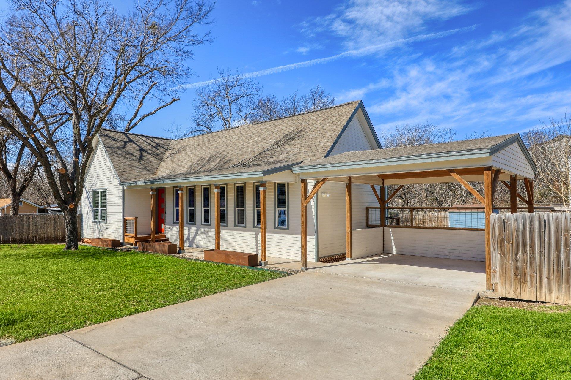1704  Webberville Rd, photo 3