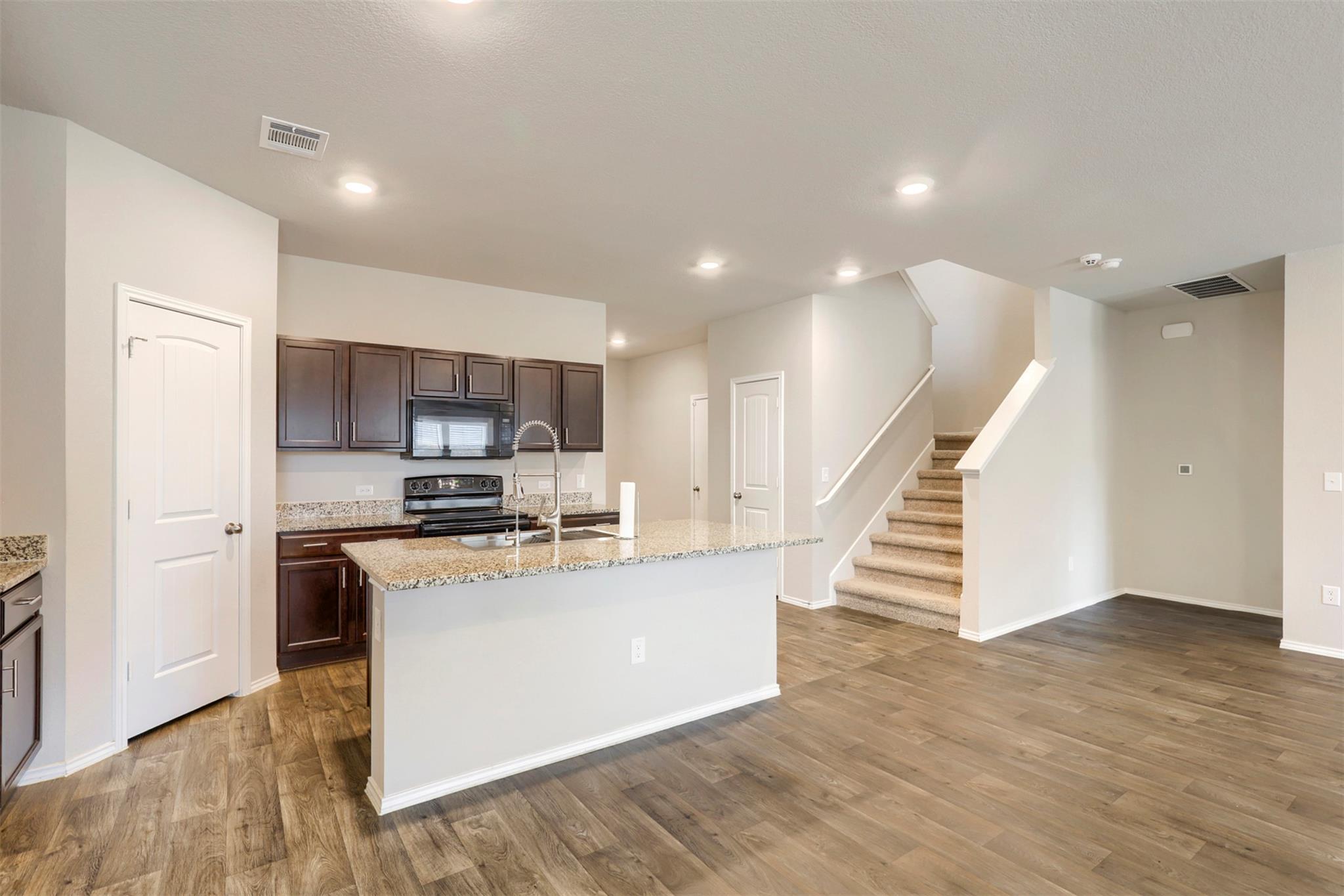 15005  Upland Willow Rd, photo 12