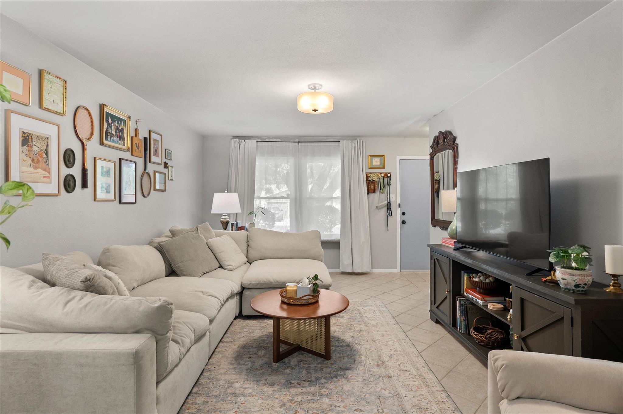 3303  Plantation Rd, photo 8