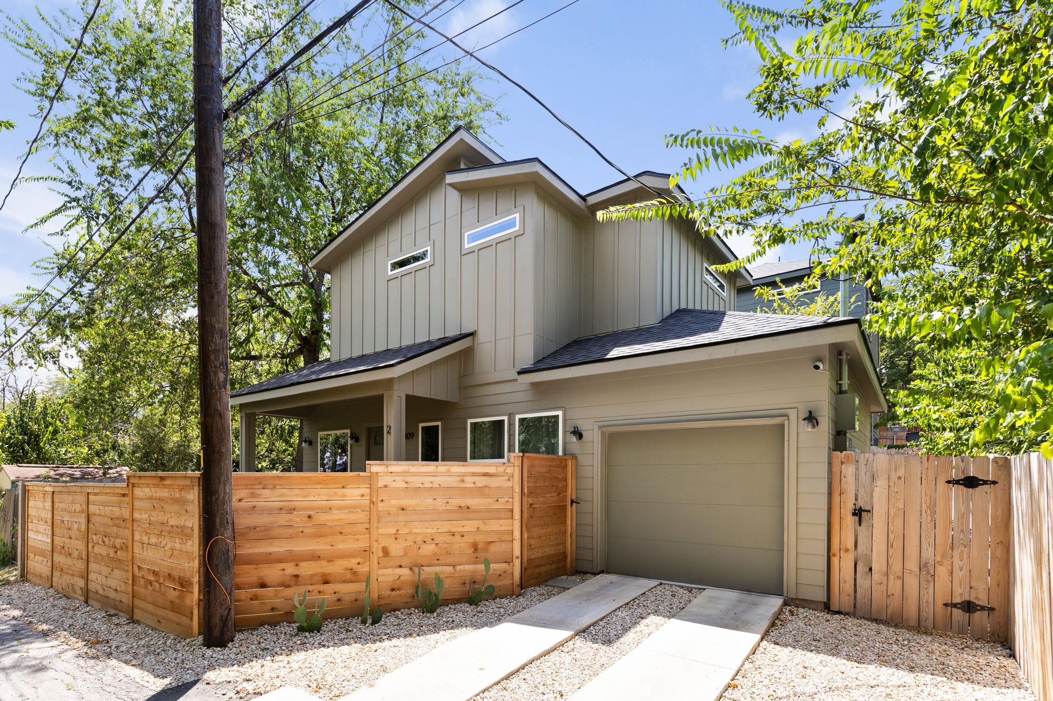 1809  Maple Ave  #2, photo 2