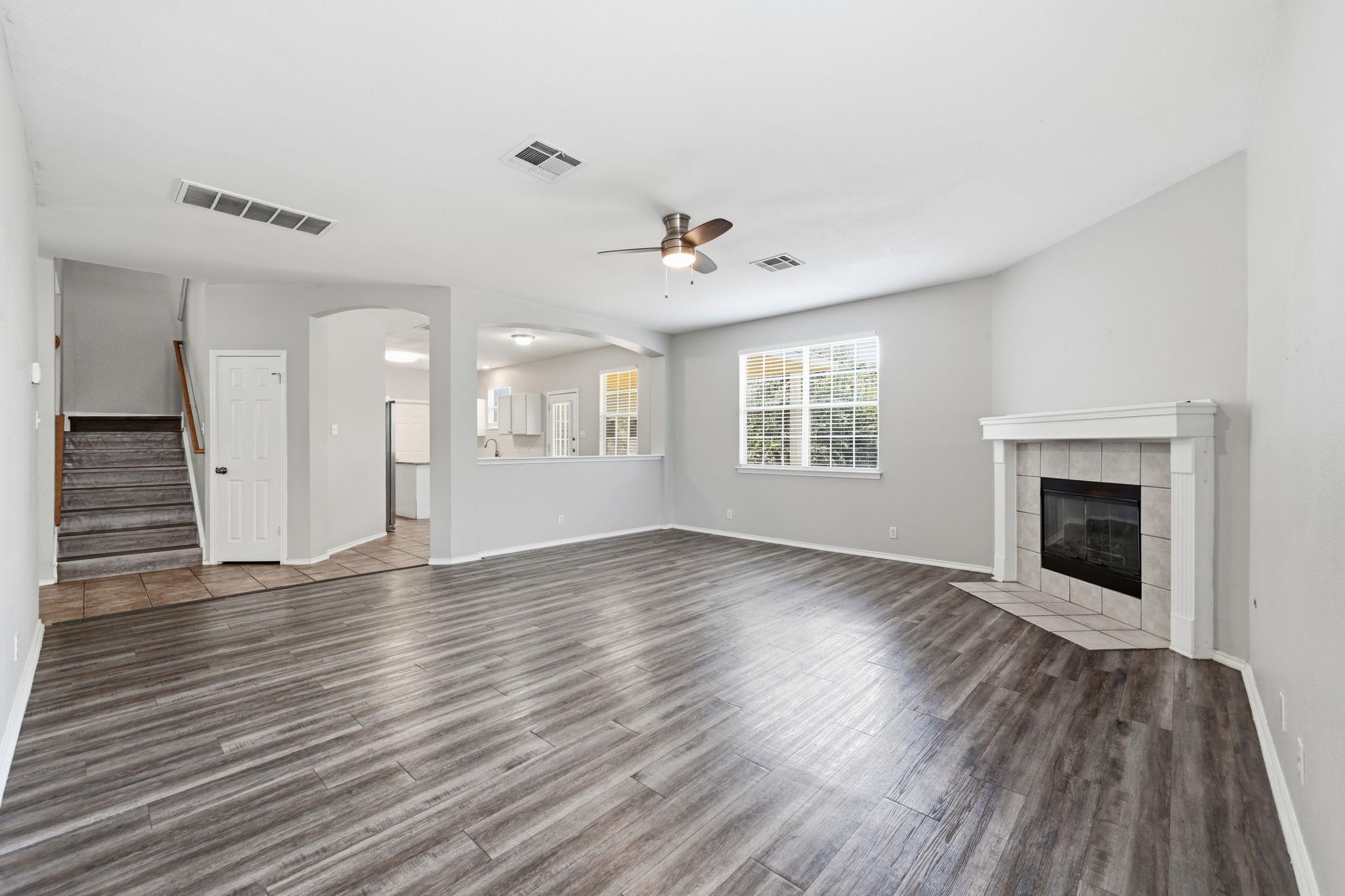 1635  Abbey Ln, photo 11