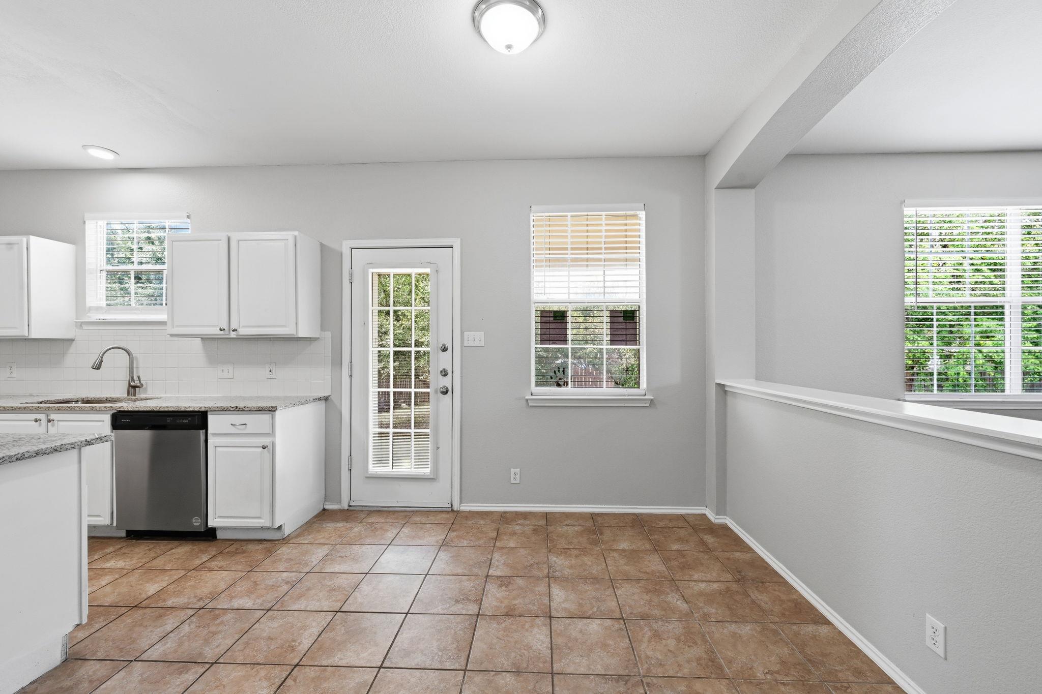 1635  Abbey Ln, photo 12