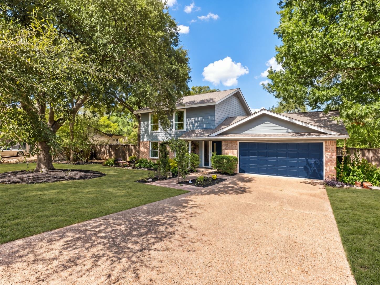 2406  Lancaster Dr, photo 4