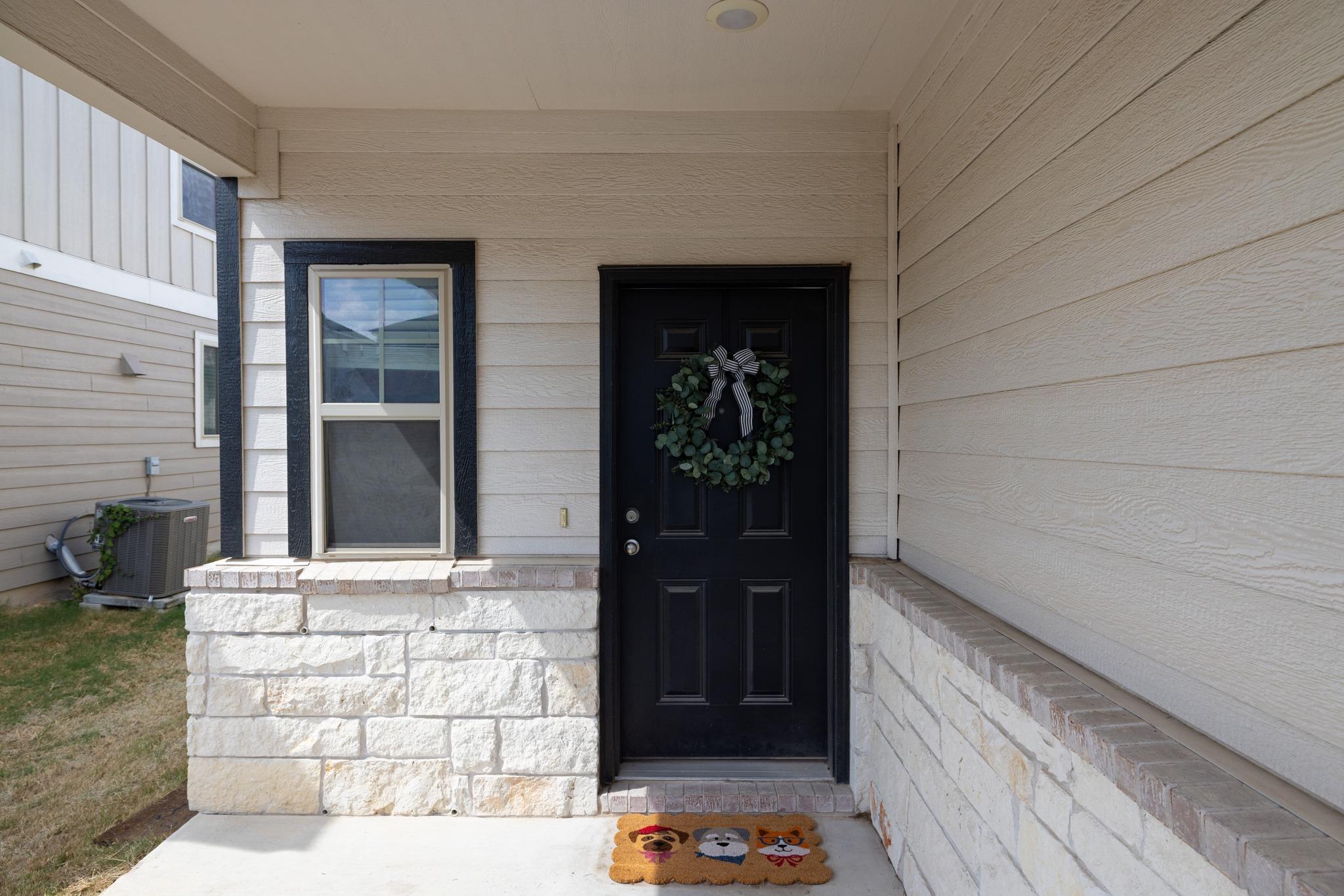 309  Black Alder St, photo 2