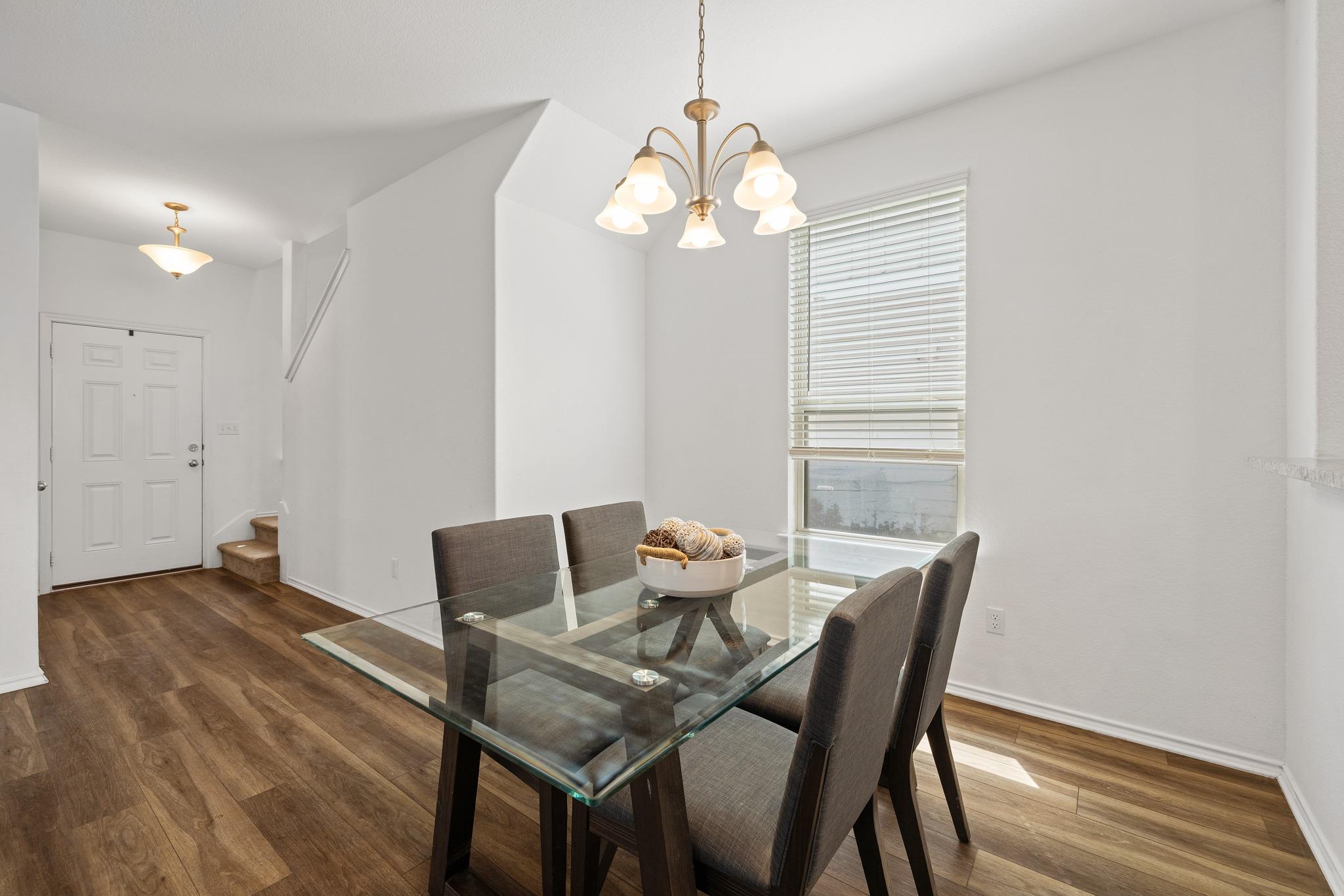 309  Black Alder St, photo 11