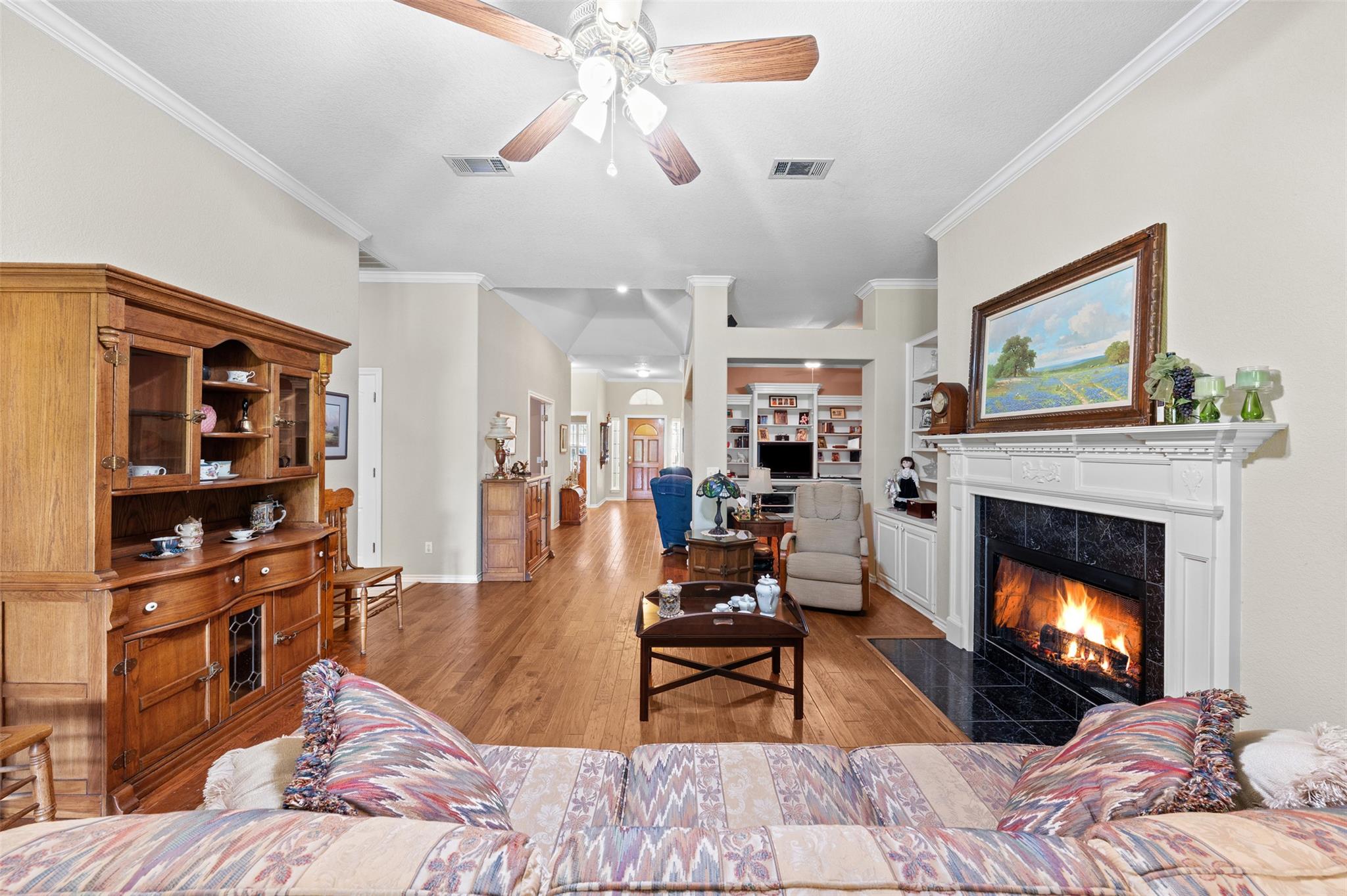 103  Village Dr, photo 11
