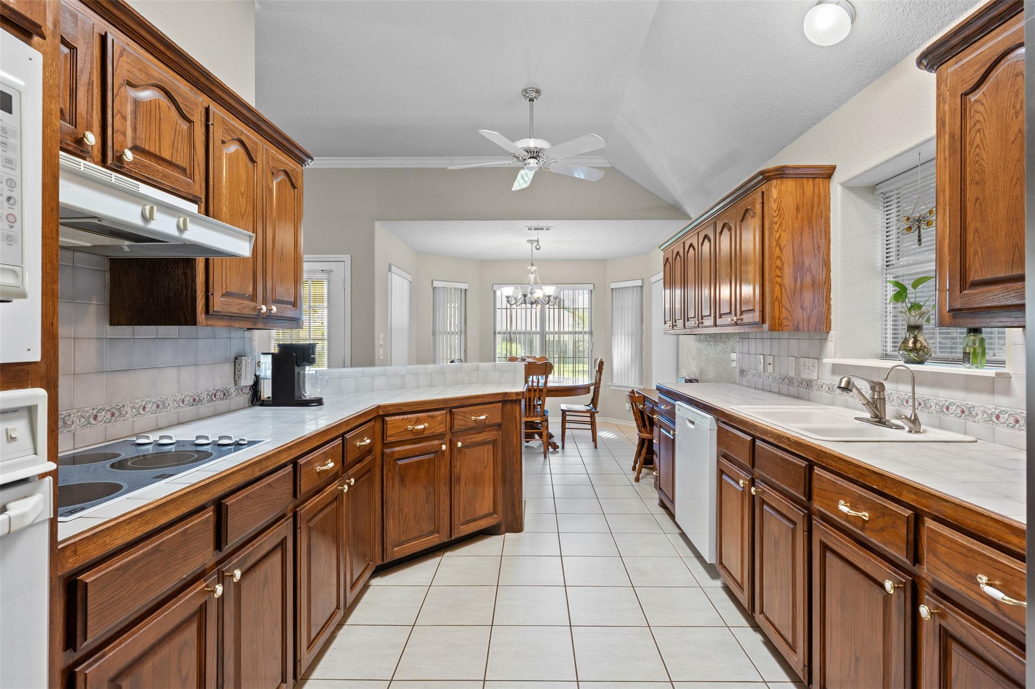 103  Village Dr, photo 12