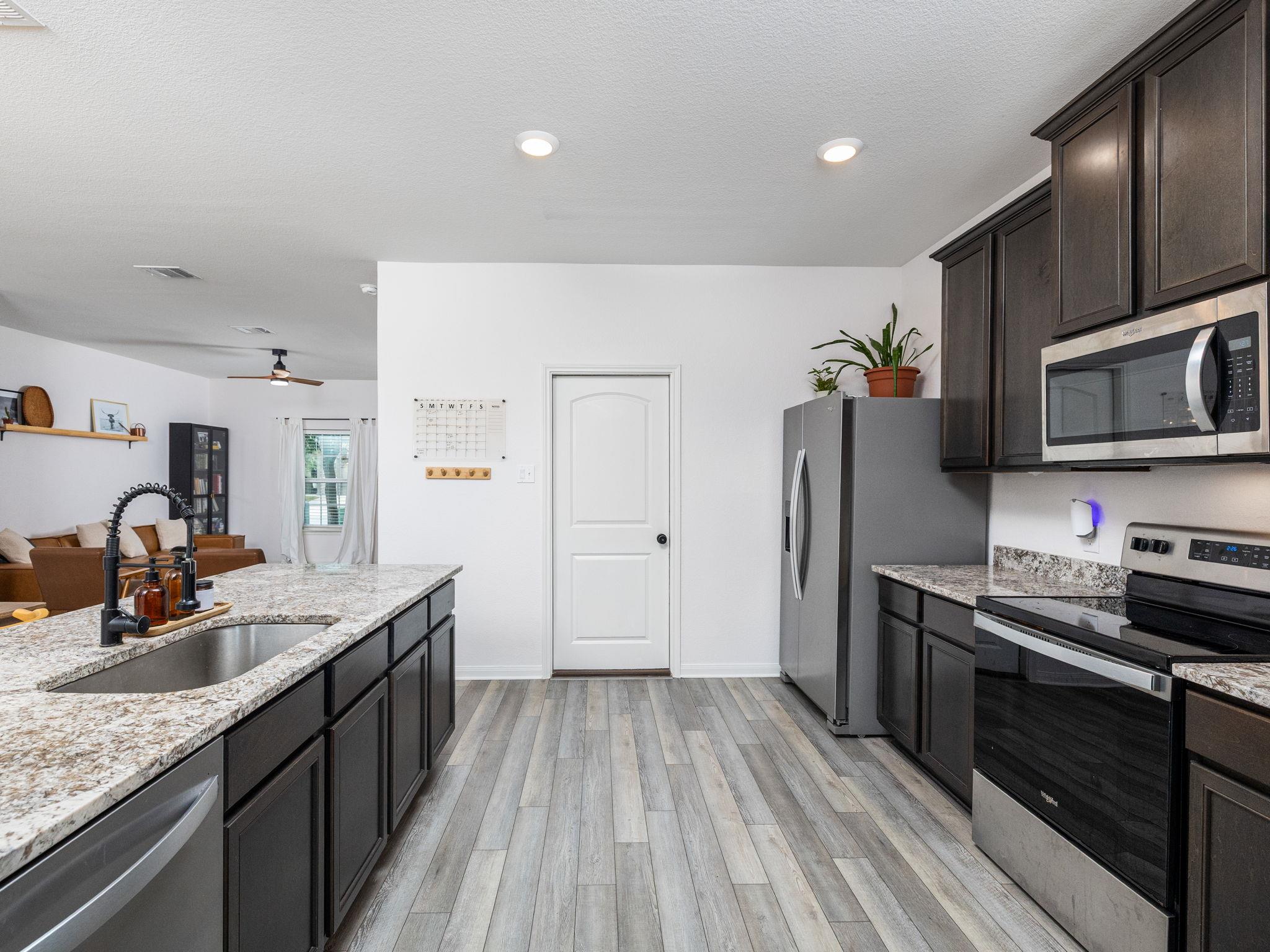 137  Star Spangled Dr, photo 8