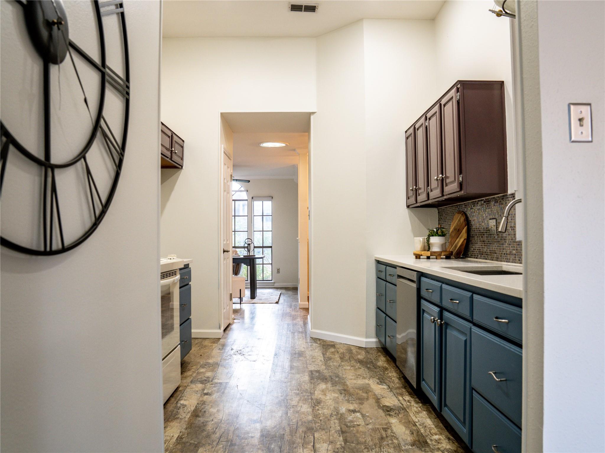 12903  Stanzel Dr, photo 7