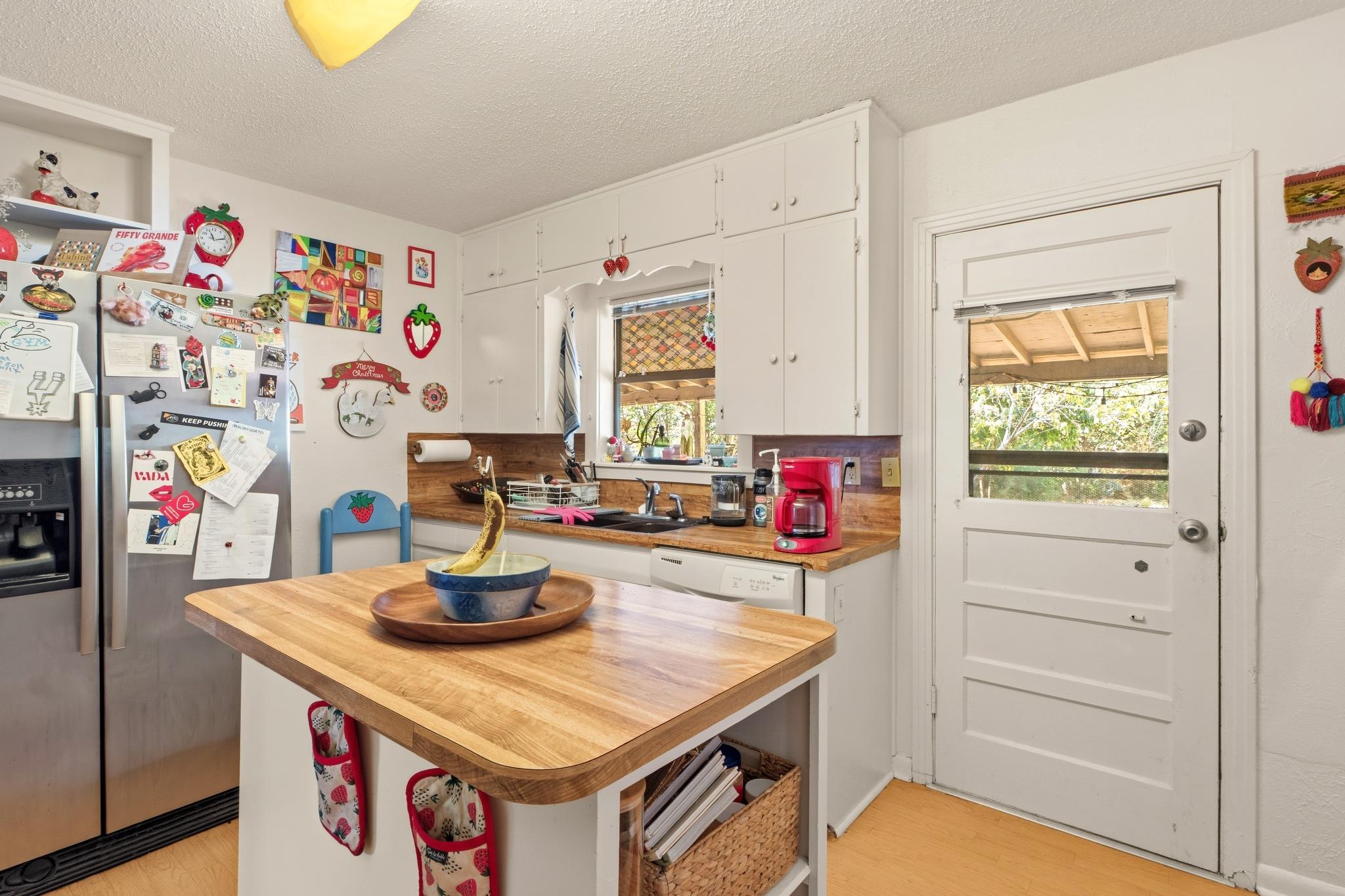 309  Brentwood St, photo 8