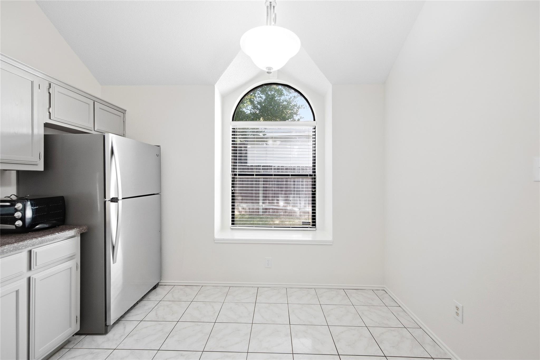 15704  Monona Cv, photo 11