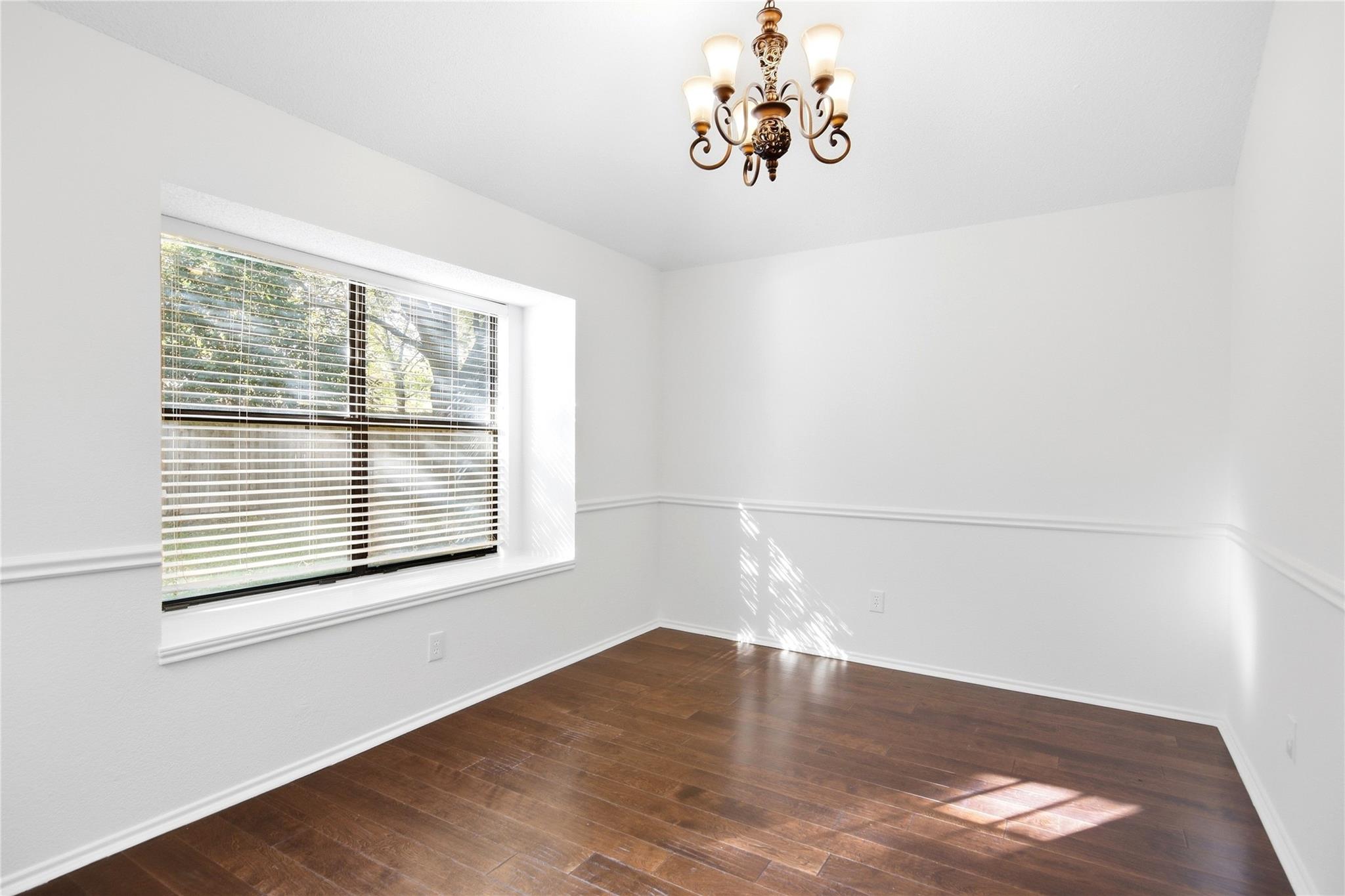 15704  Monona Cv, photo 7