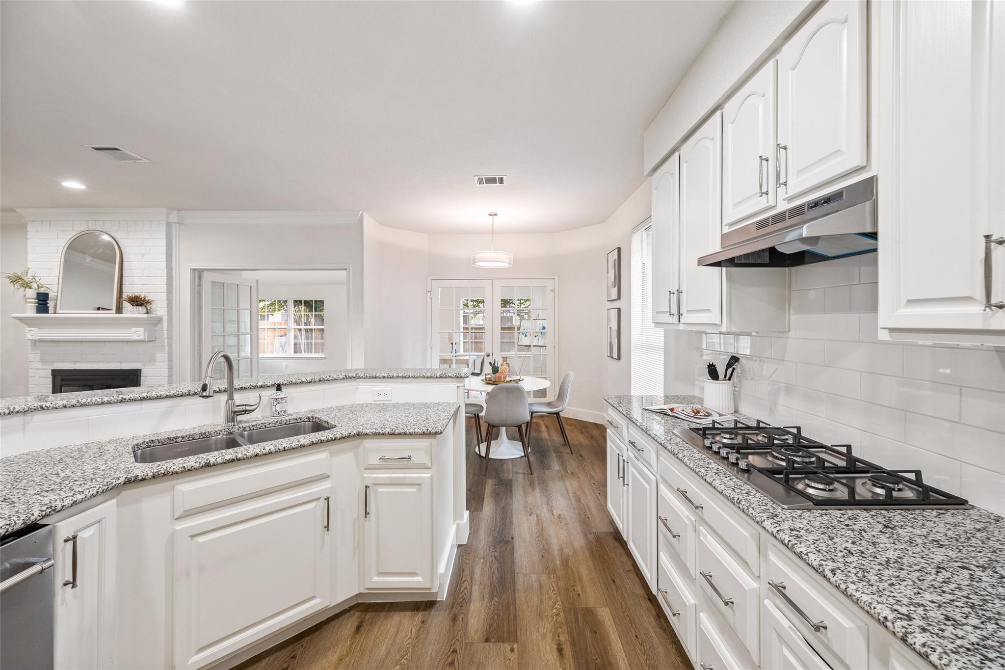 9309  Tea Rose Trl, photo 10