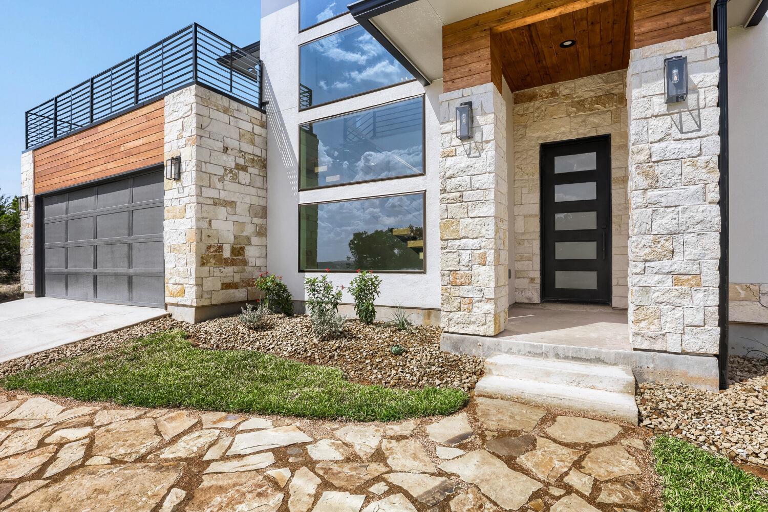 3405  Congress Ave, photo 3
