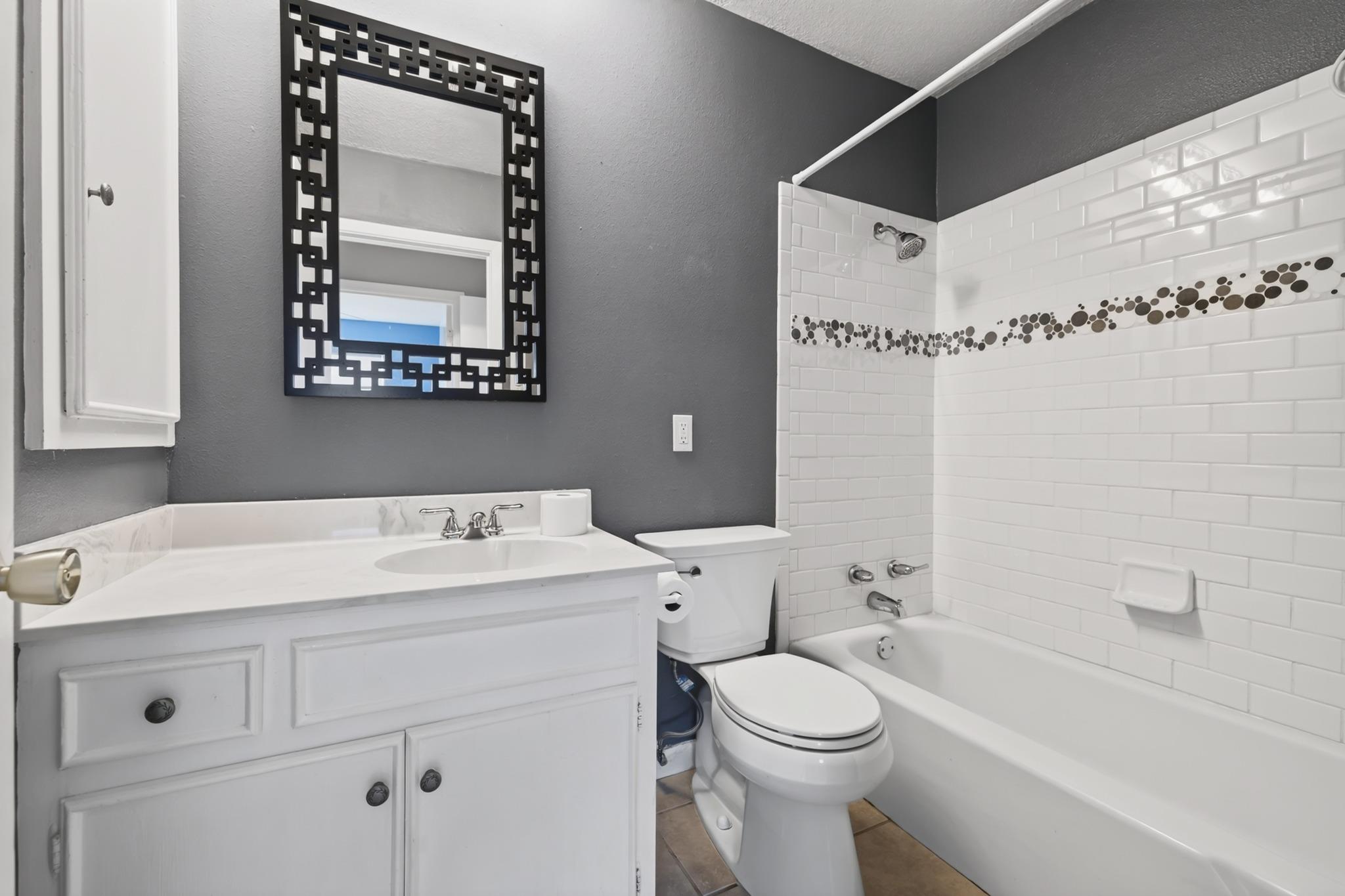 211 E Lisa Dr, photo 12