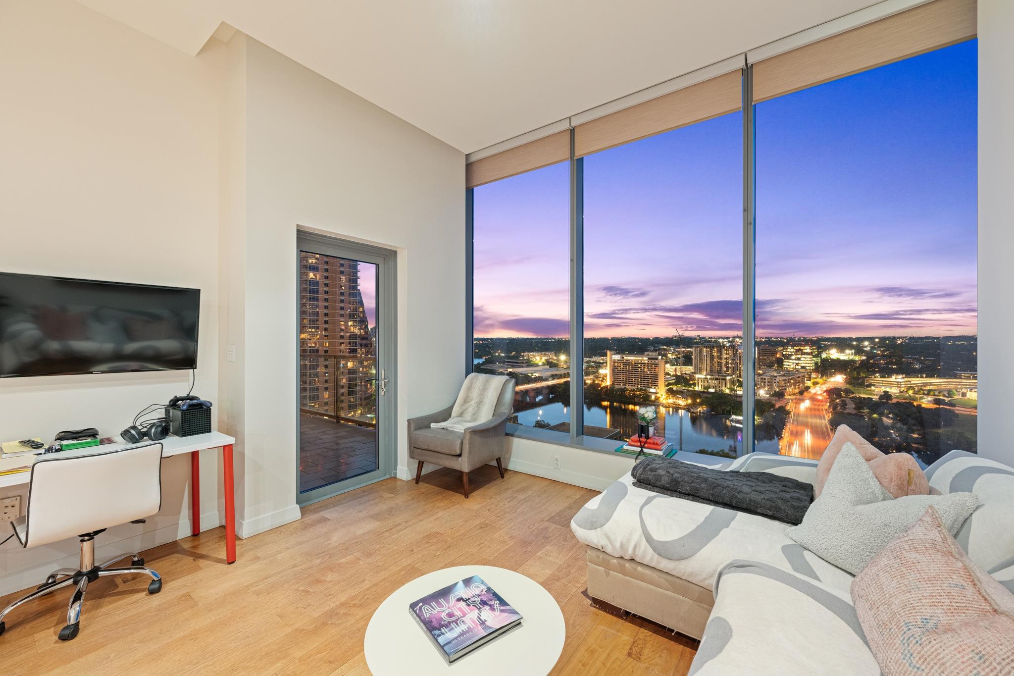 210  Lavaca St  #1902, photo 7