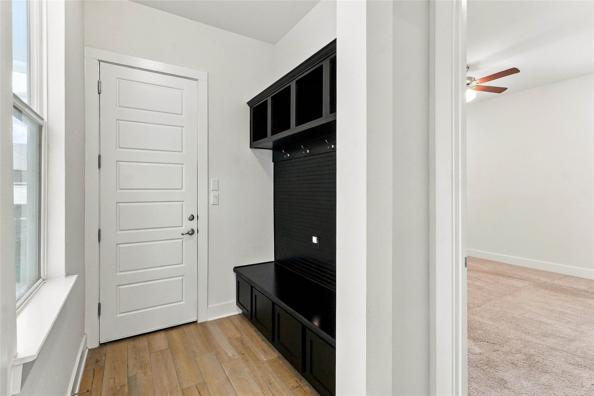 162  Adelton Blvd, photo 10