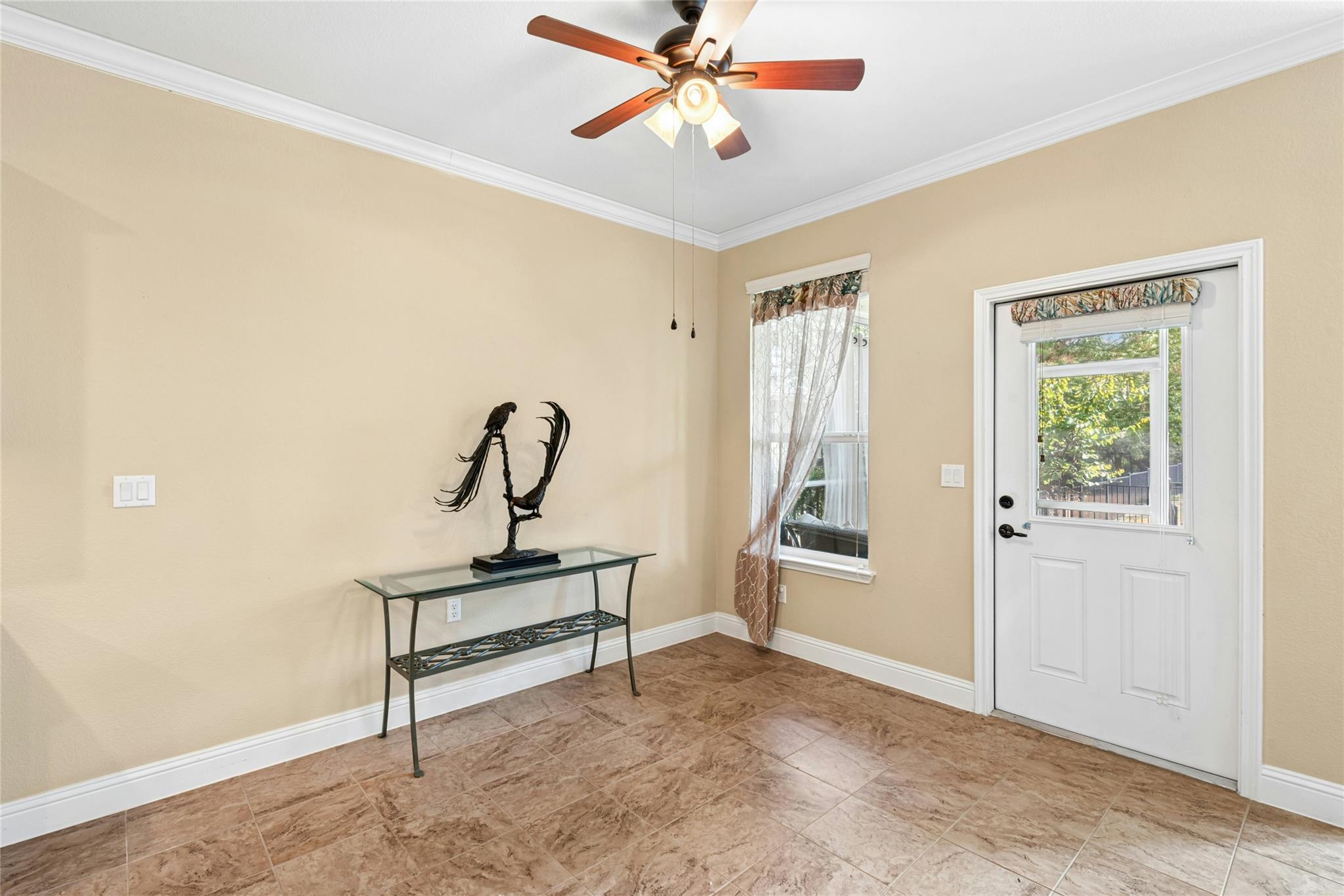 102  Trinity Ln, photo 12