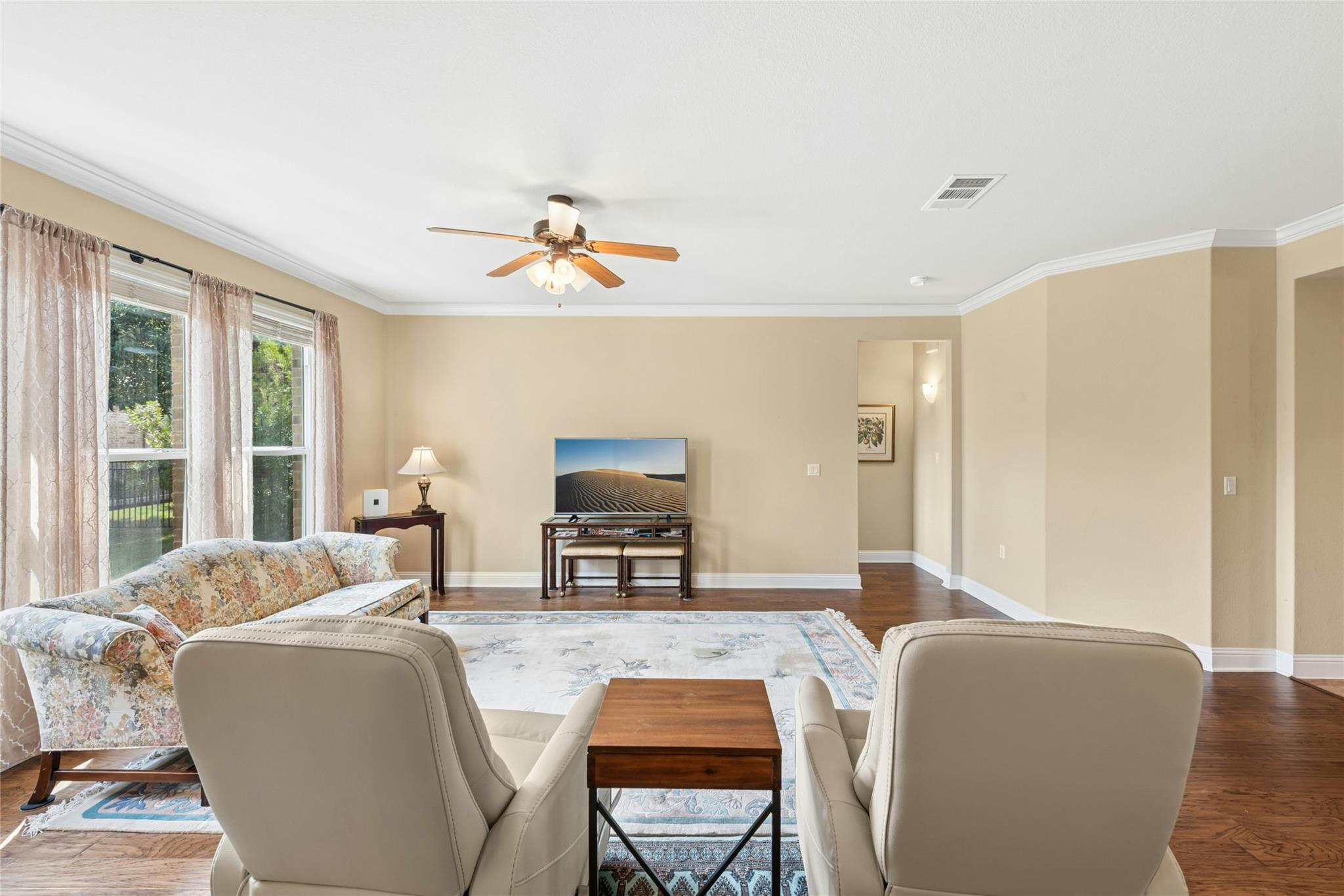 102  Trinity Ln, photo 10