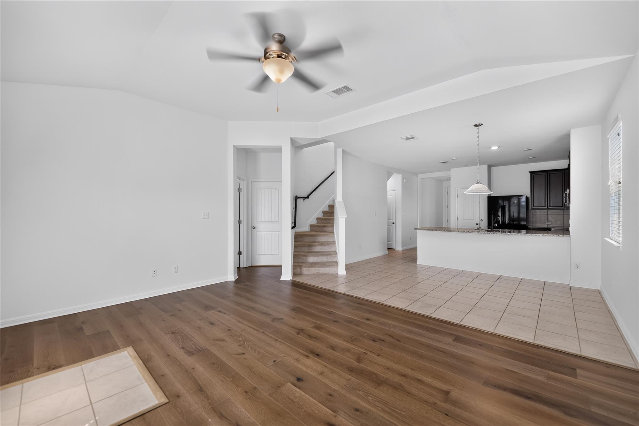 209  Evening Dusk Dr, photo 6