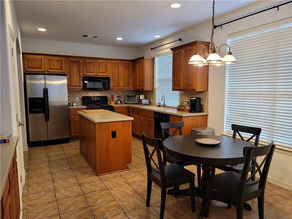 516  Centerbrook Pl, photo 2