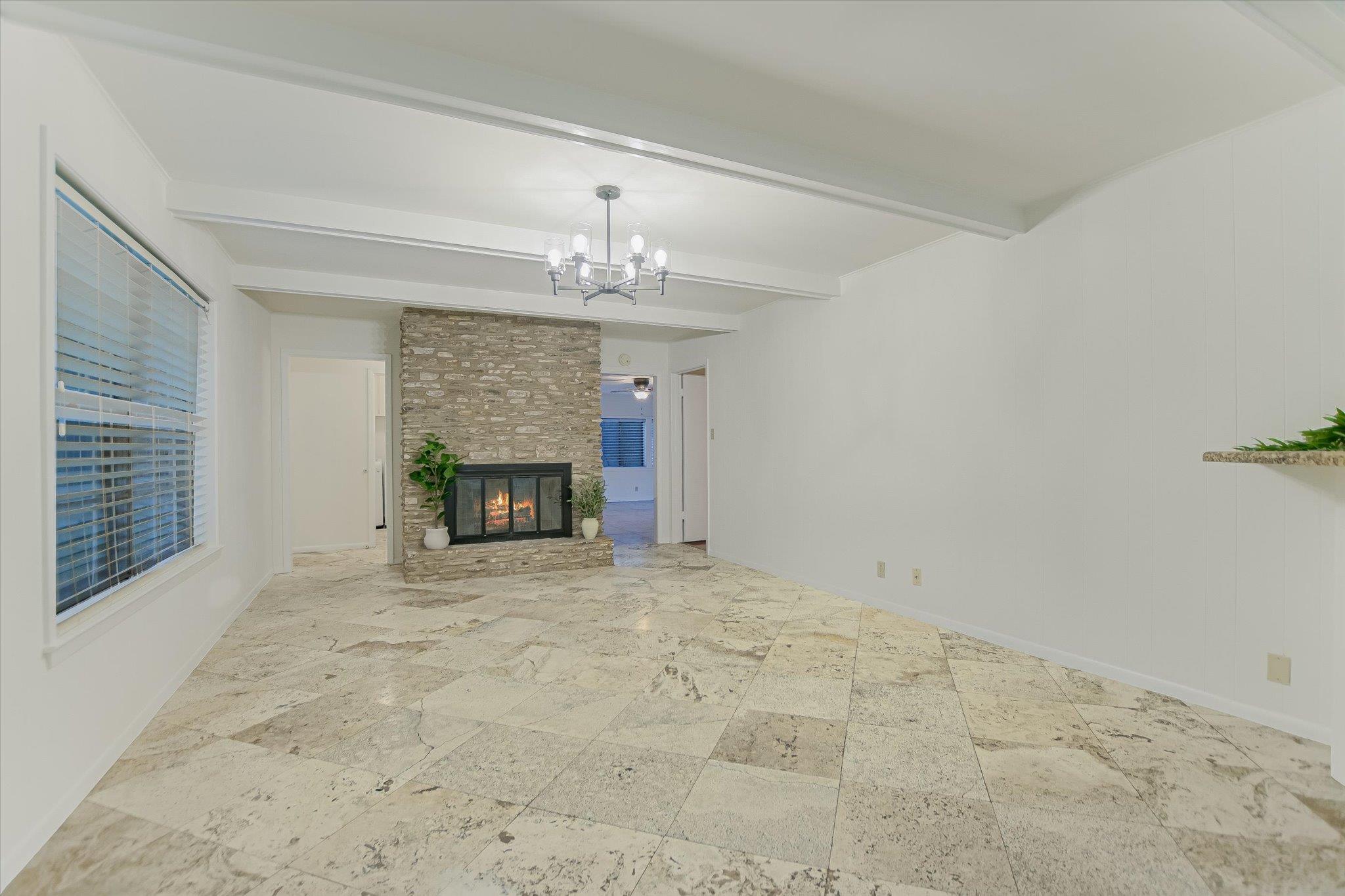 1004  Biscayne Cv SW, photo 8