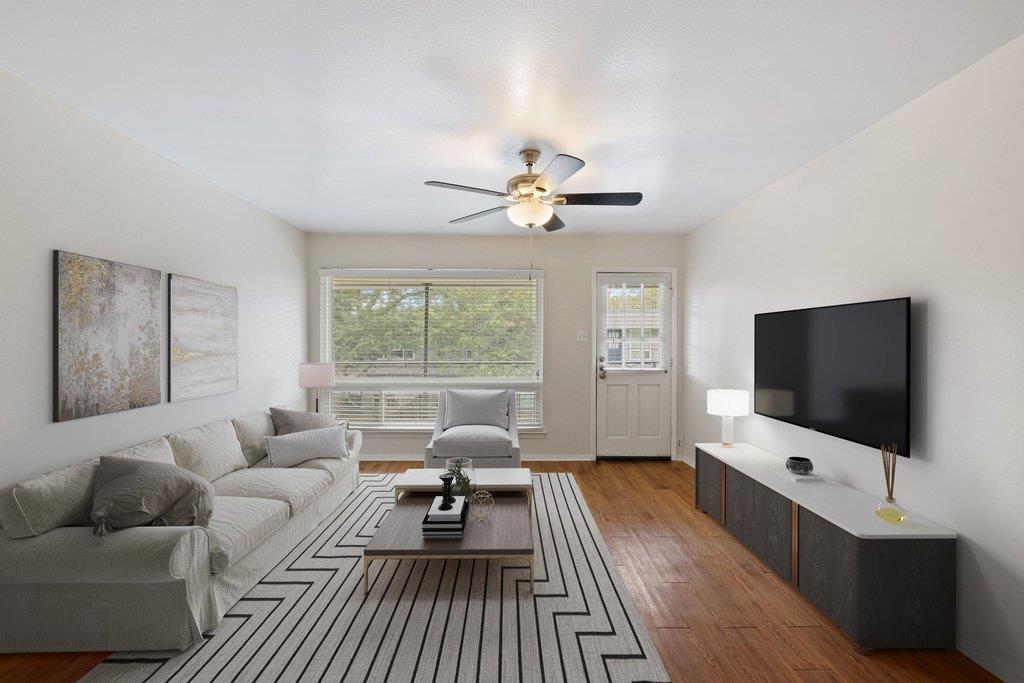 1210  Windsor Rd  #209, photo 5