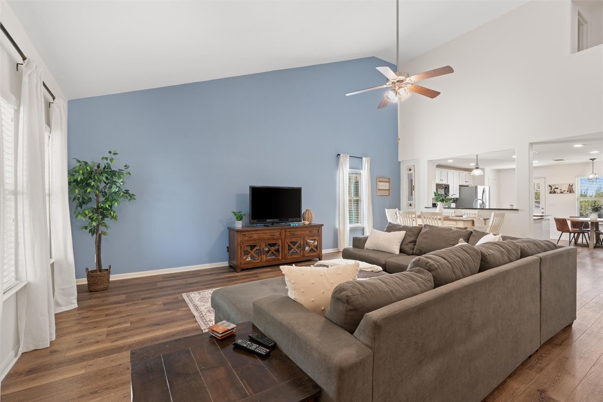 505  Granger Rd, photo 4