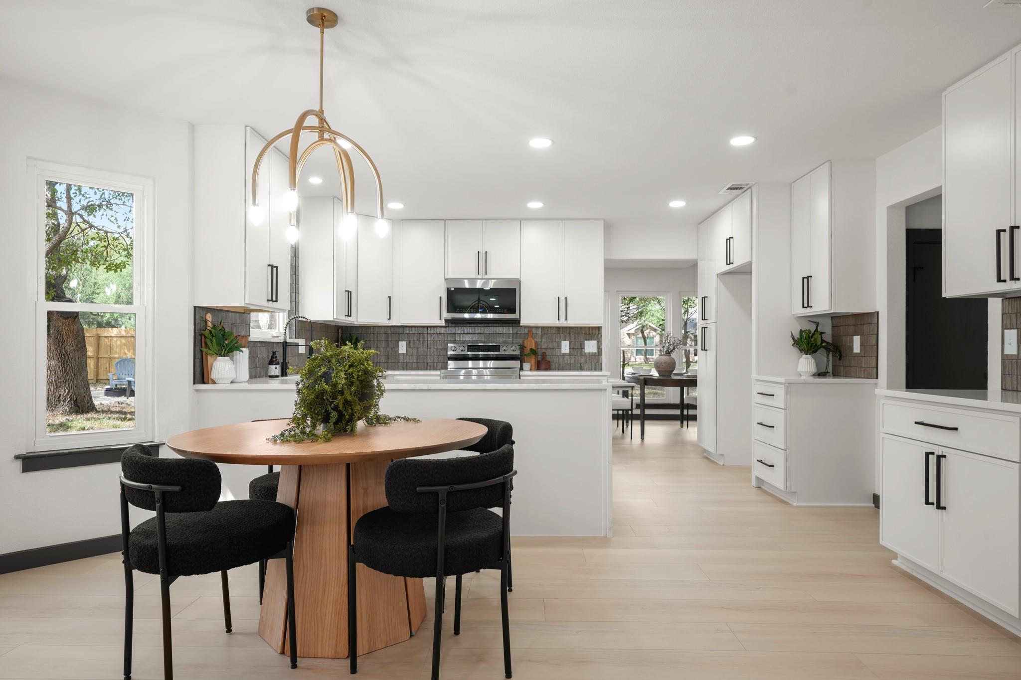 215  Dewberry Cv, photo 11