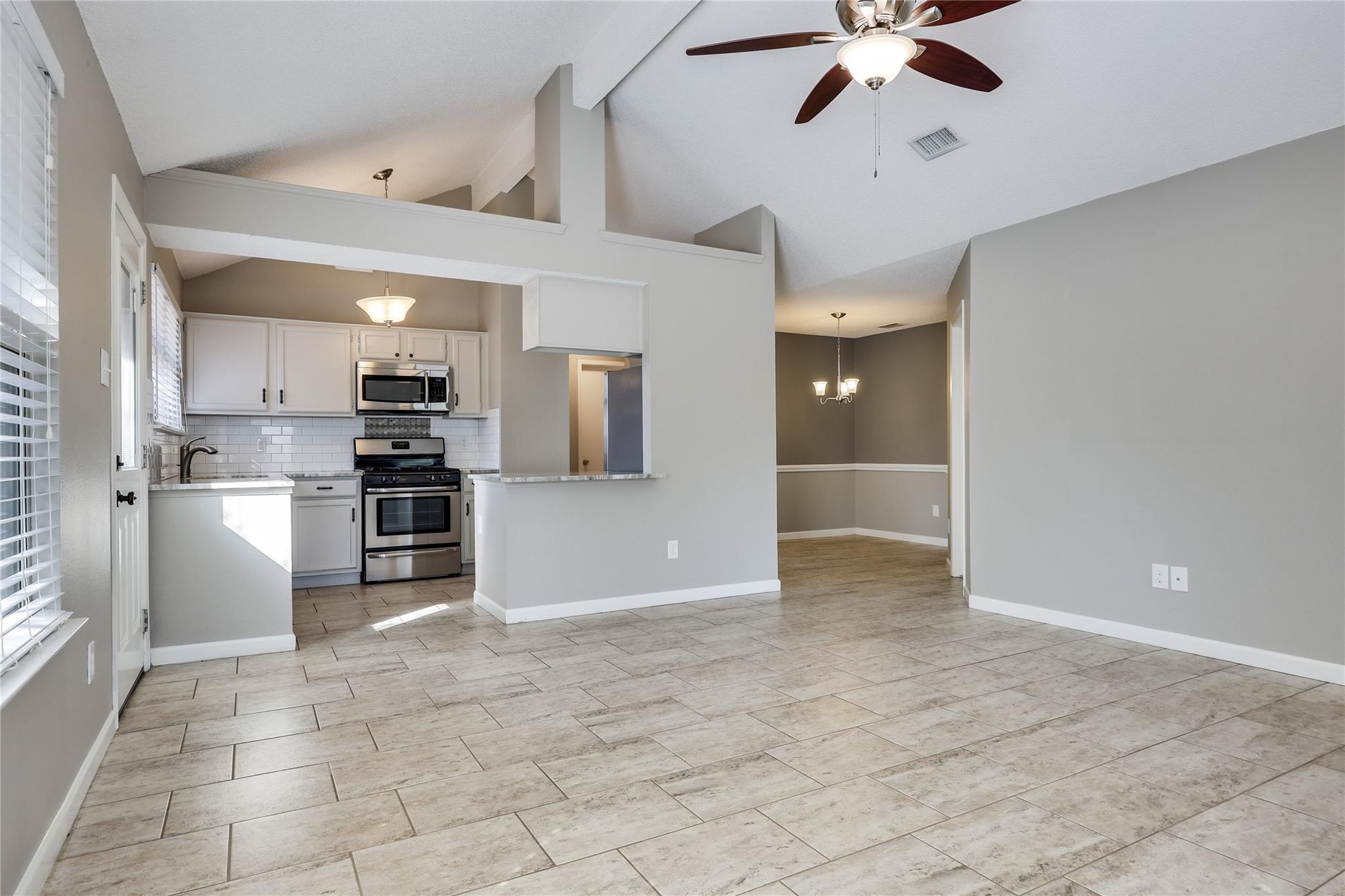 16712  VILLAGE OAK Loop, photo 6