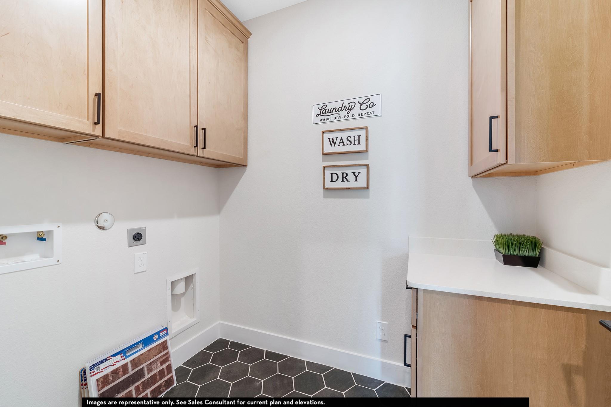 240  Tundra Ln, photo 3