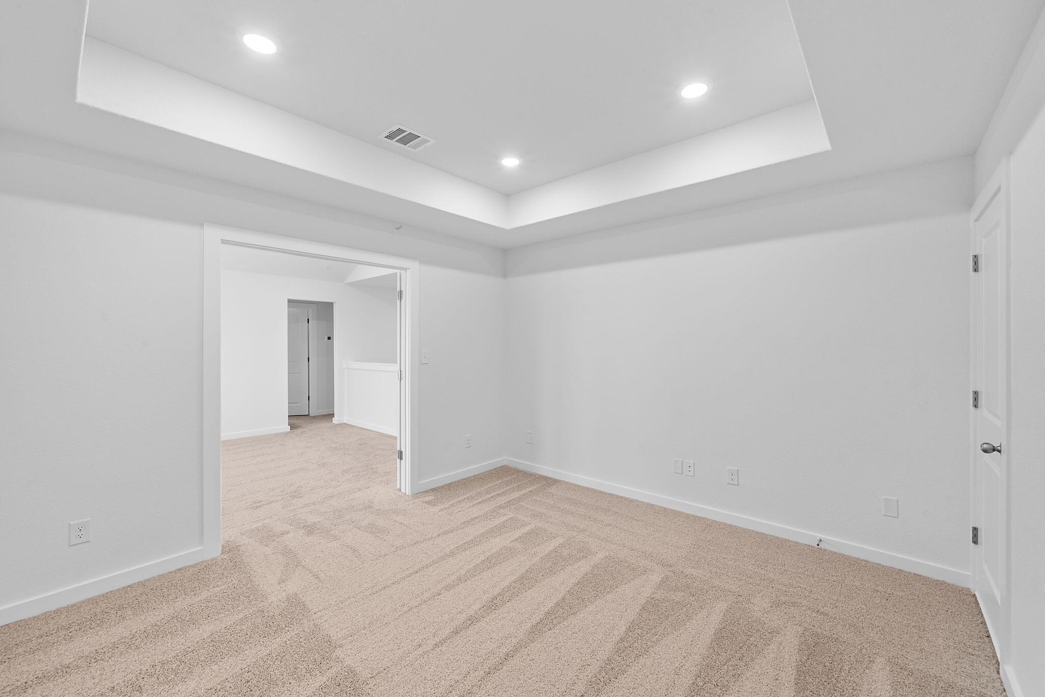 124  Hadleigh Dr, photo 12