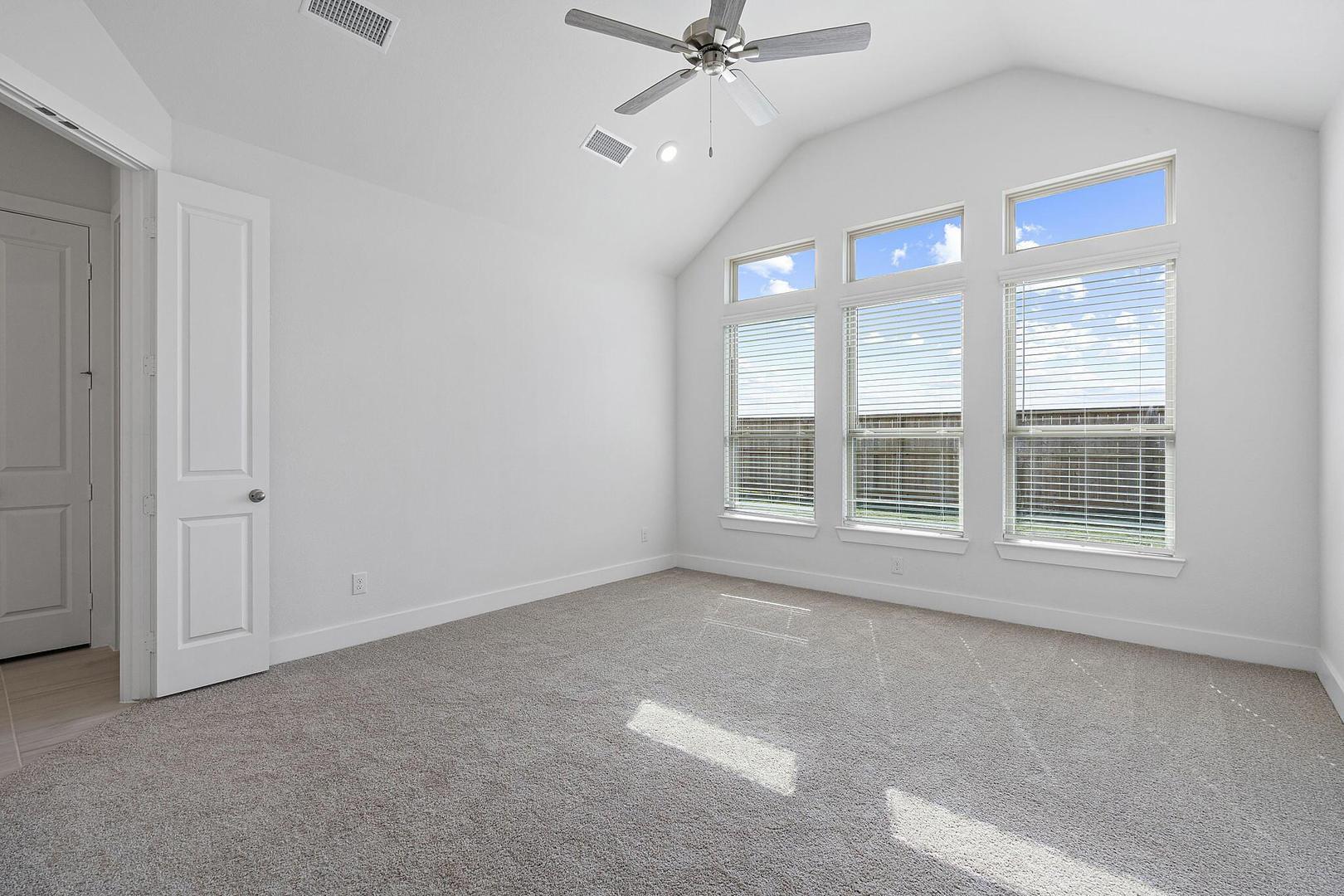 116  Hadleigh Dr, photo 8