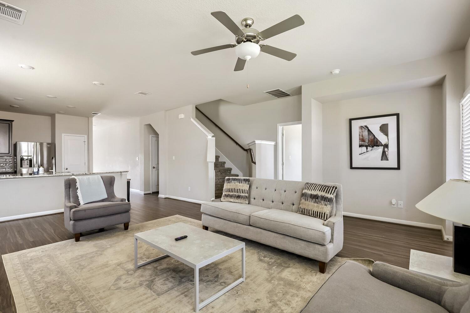 5547  Bellissima Way, photo 2