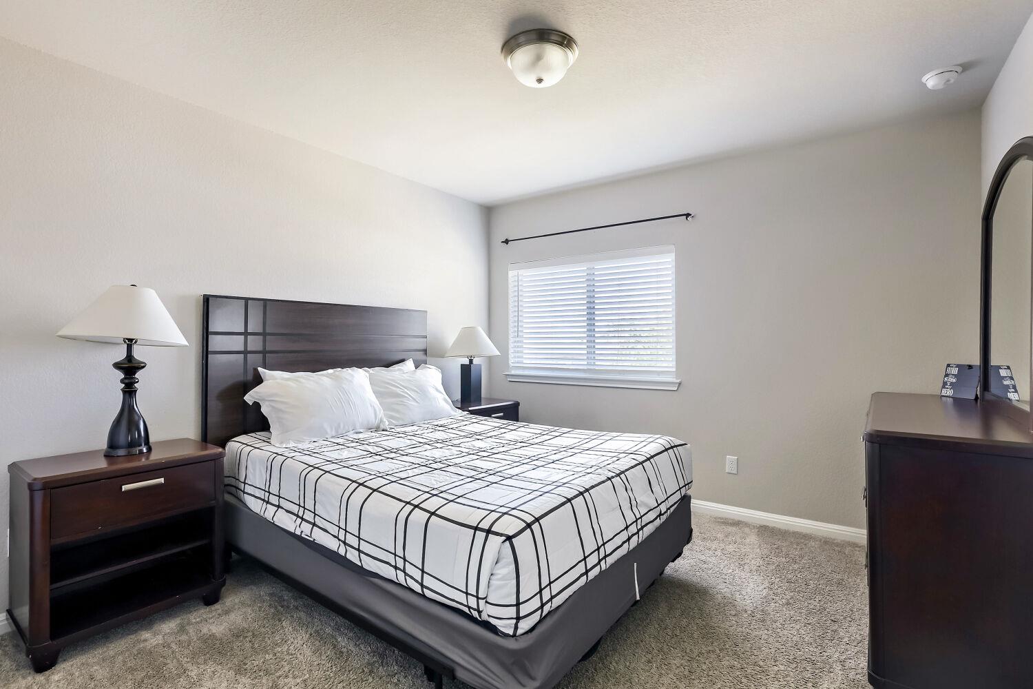 5547  Bellissima Way, photo 11