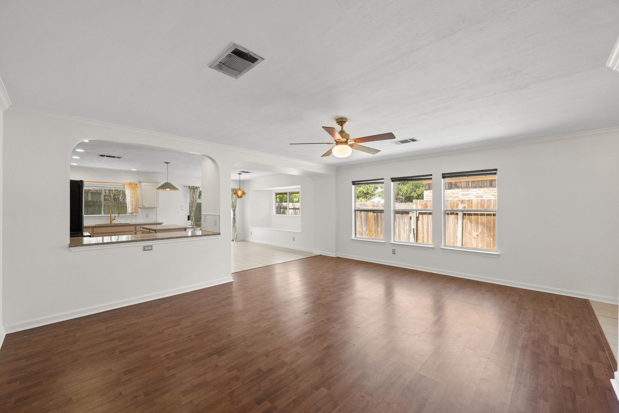 3420  Settlement Dr, photo 4