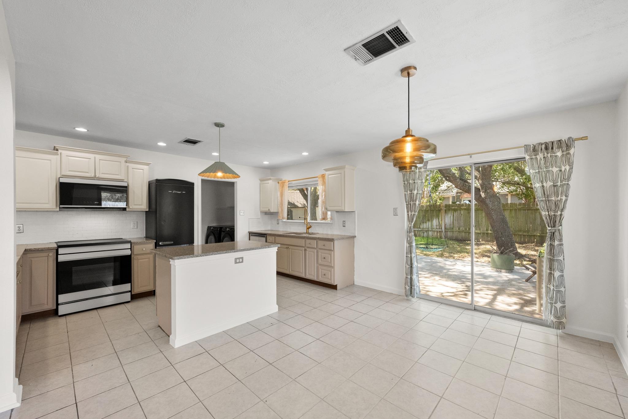 3420  Settlement Dr, photo 8