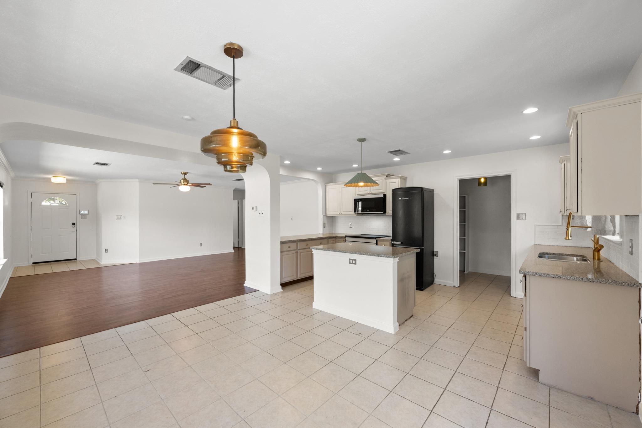 3420  Settlement Dr, photo 9