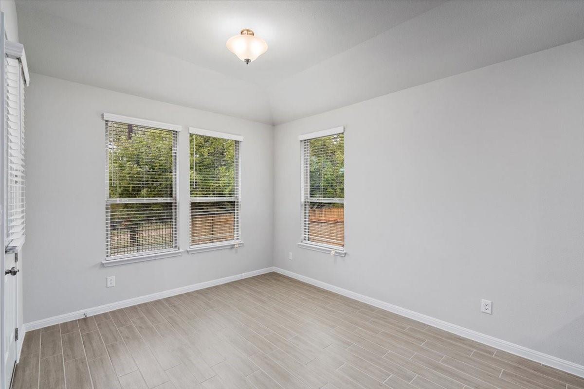 140  Scenic Hills Cir, photo 11