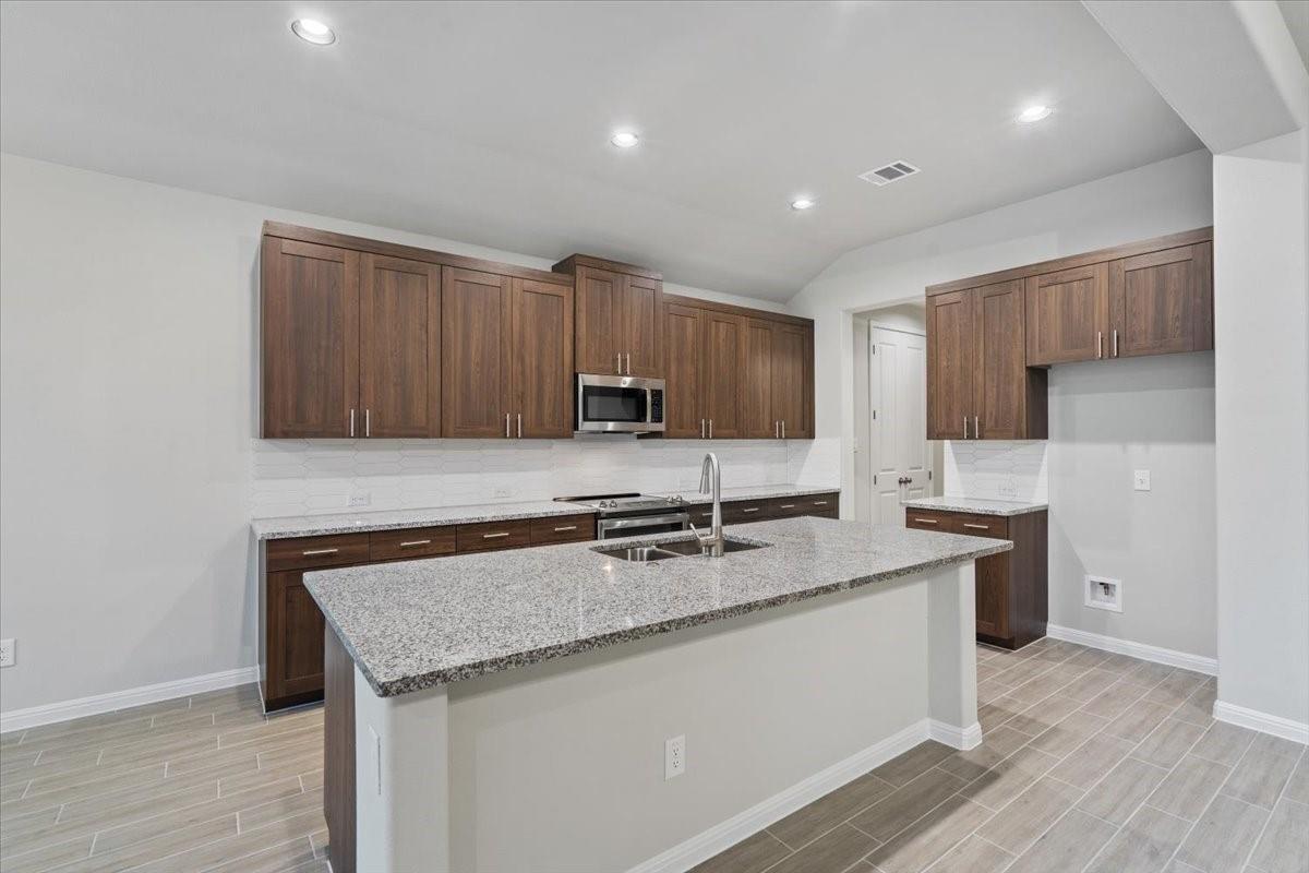 140  Scenic Hills Cir, photo 7