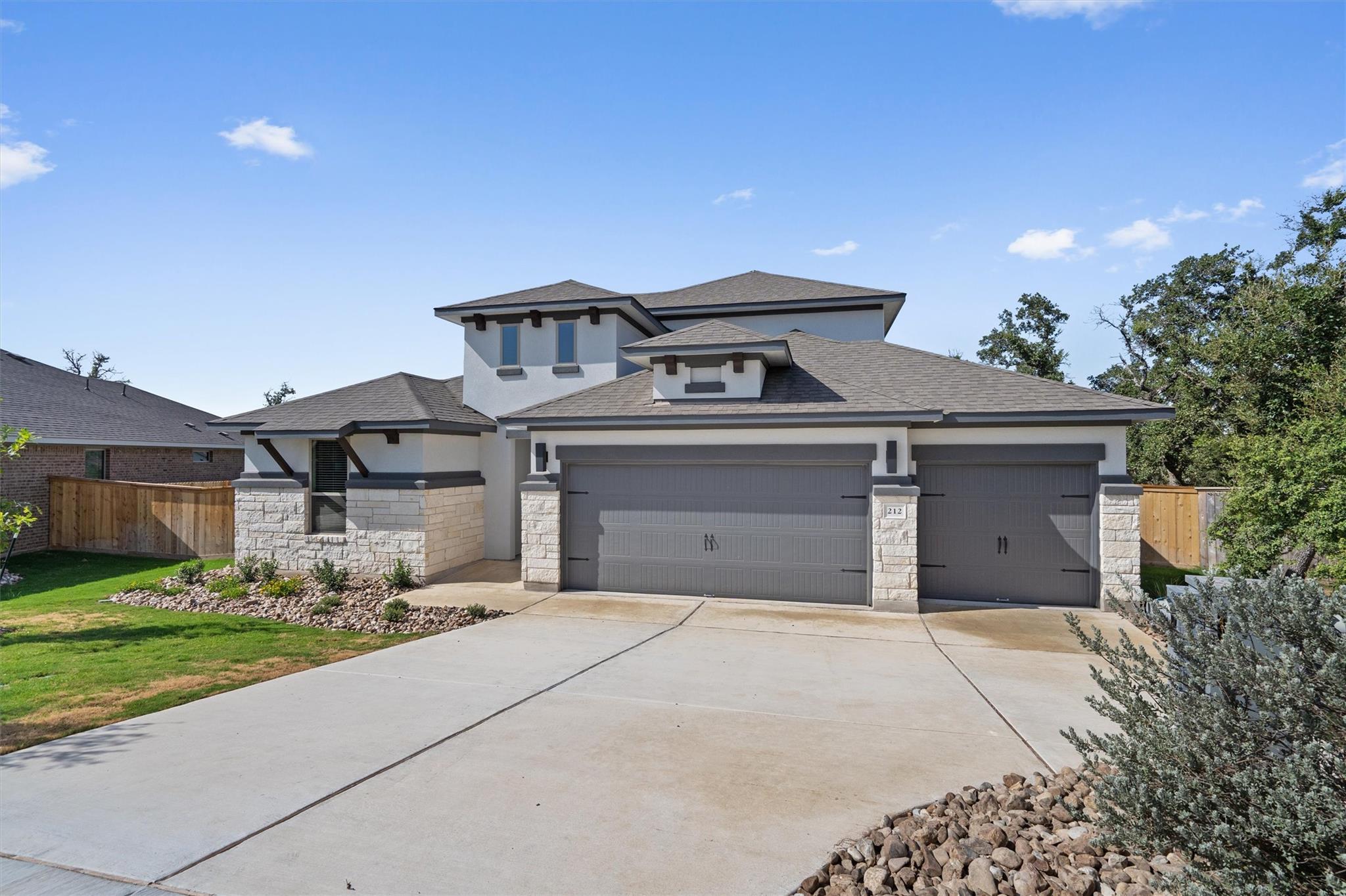 212  Scenic Hills Cir, photo 2