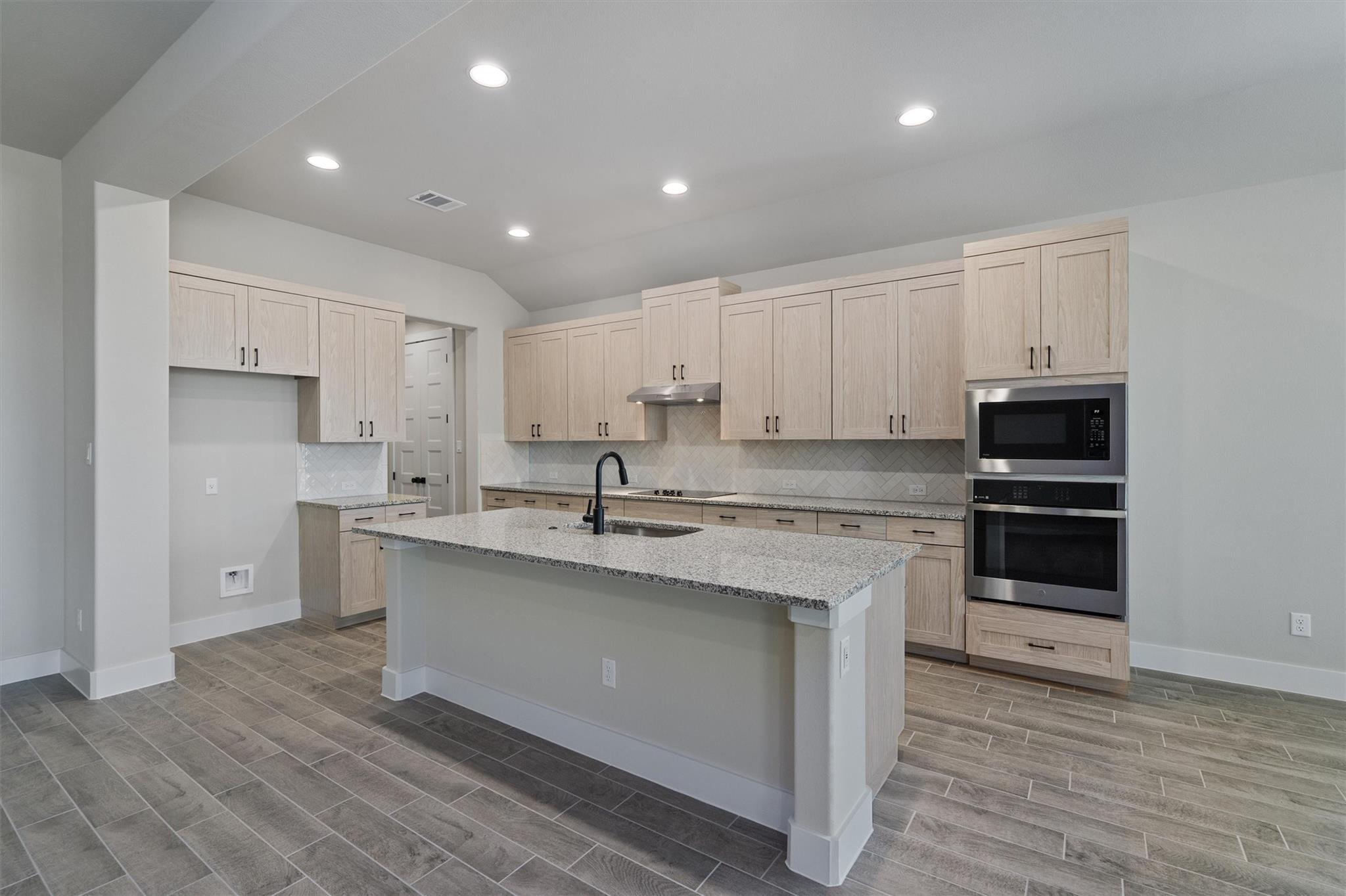 212  Scenic Hills Cir, photo 9
