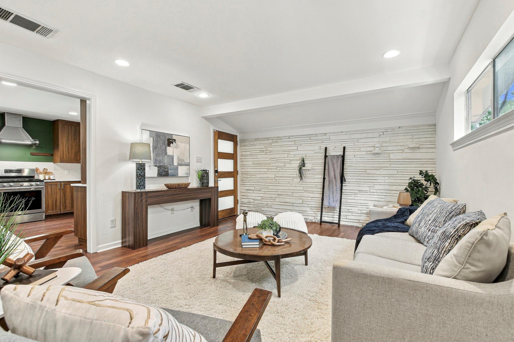 4501  Oakmont Blvd, photo 3