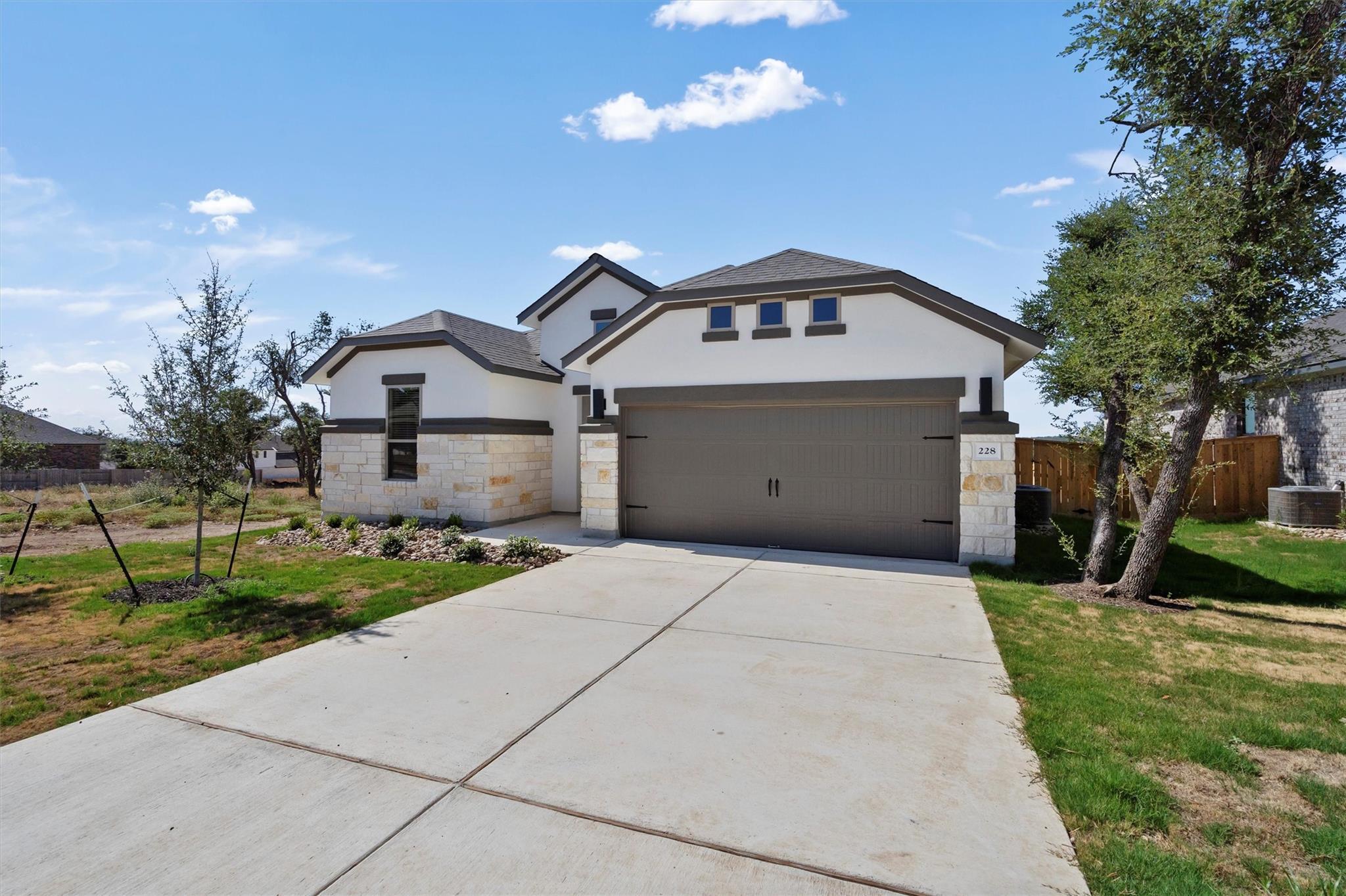 228  Scenic Hills Cir, photo 2
