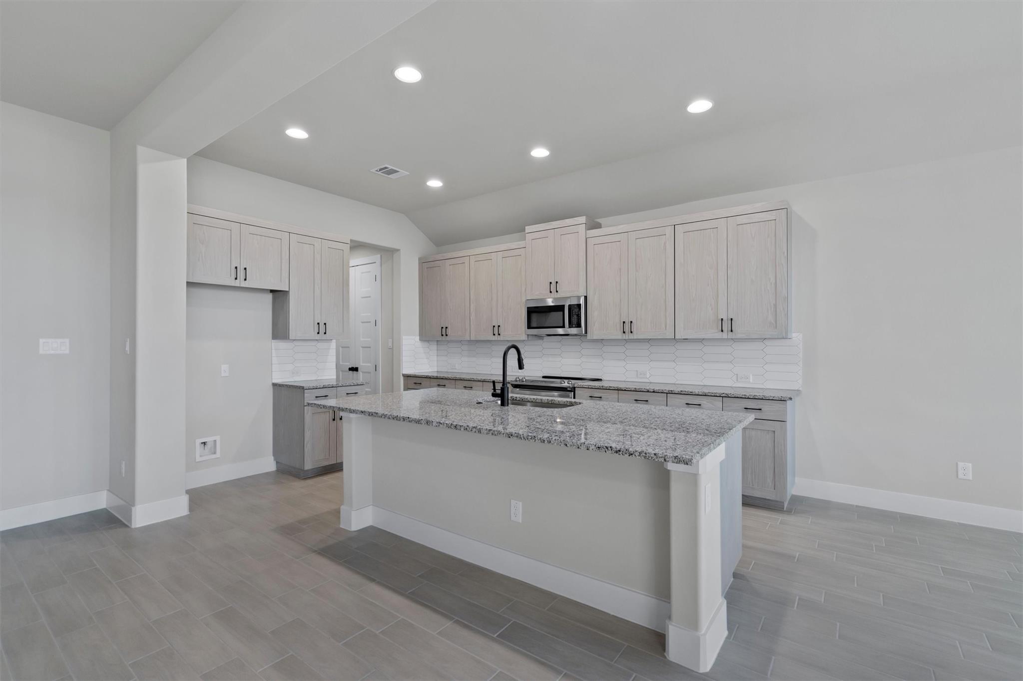 228  Scenic Hills Cir, photo 7