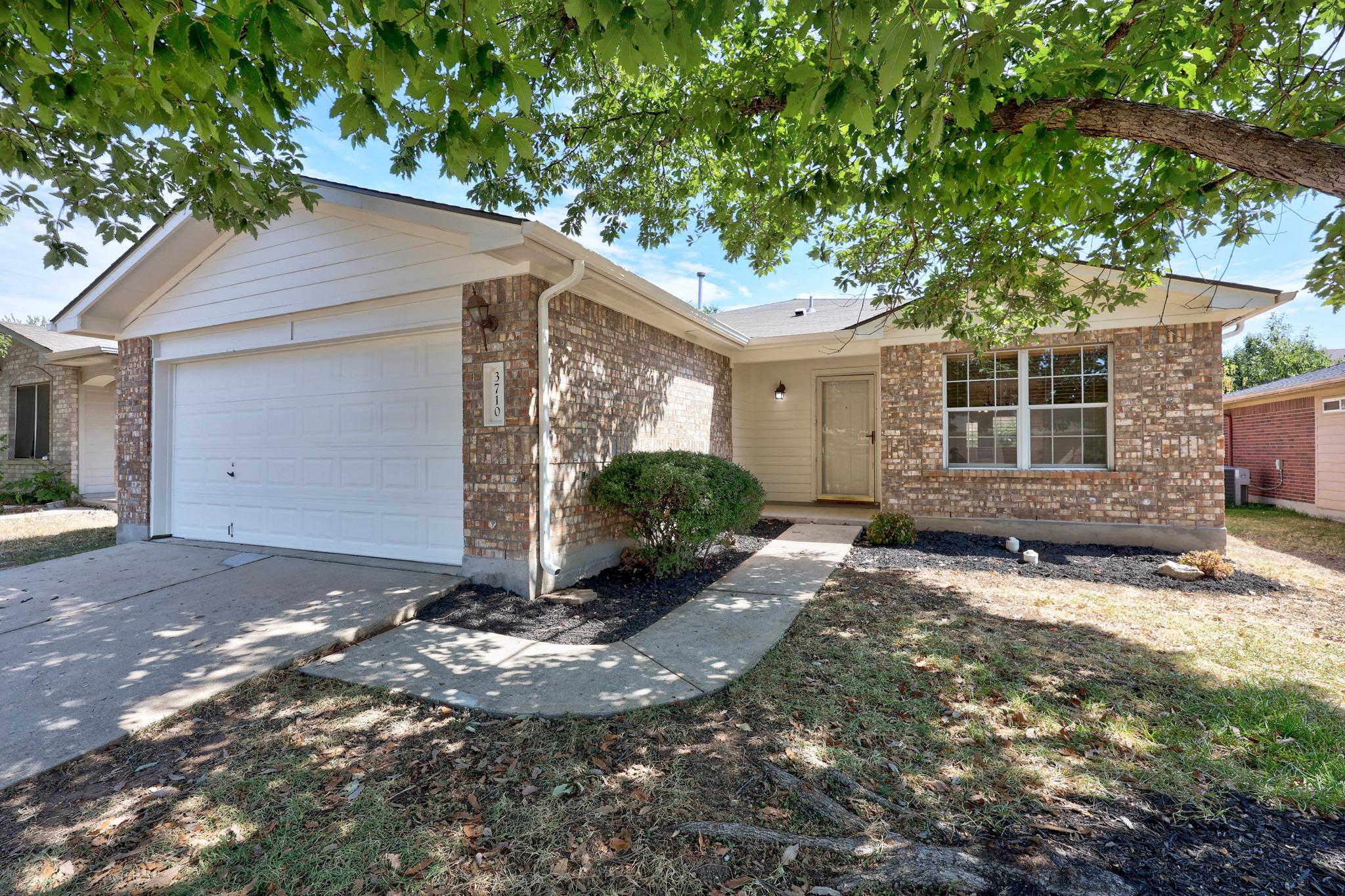 3710  Julianas Way, photo 2