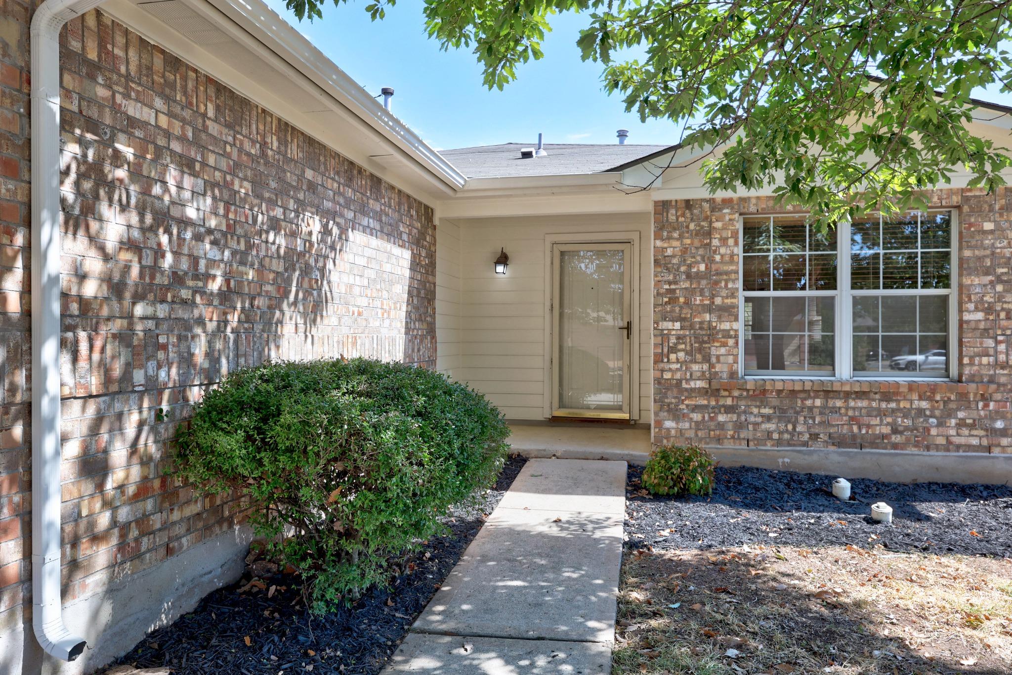 3710  Julianas Way, photo 3