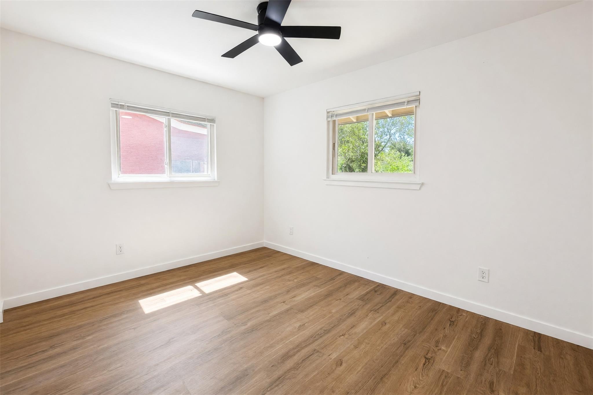 407  Tamworth Ave, photo 12