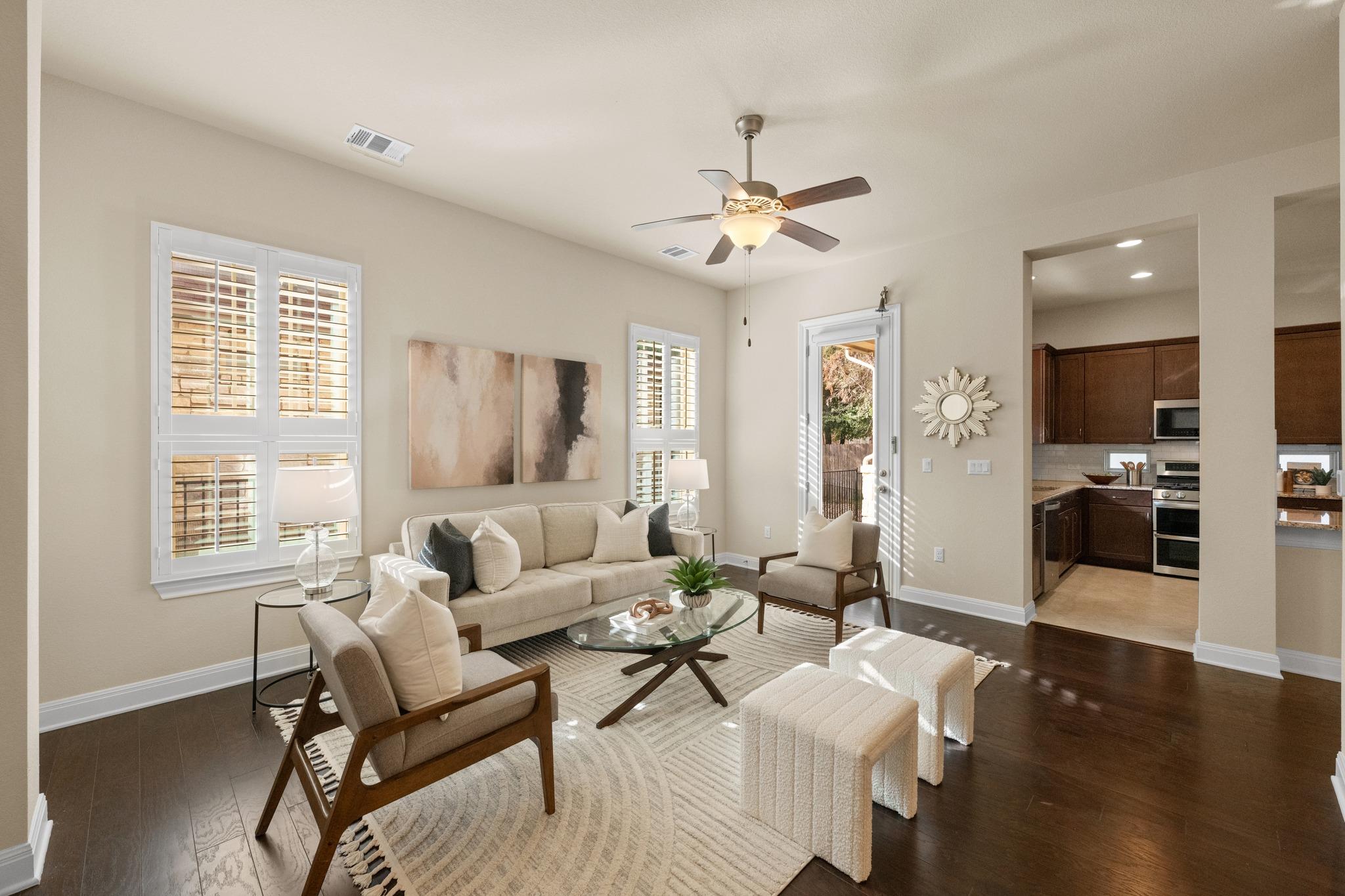 2706  Currant Cv, photo 10
