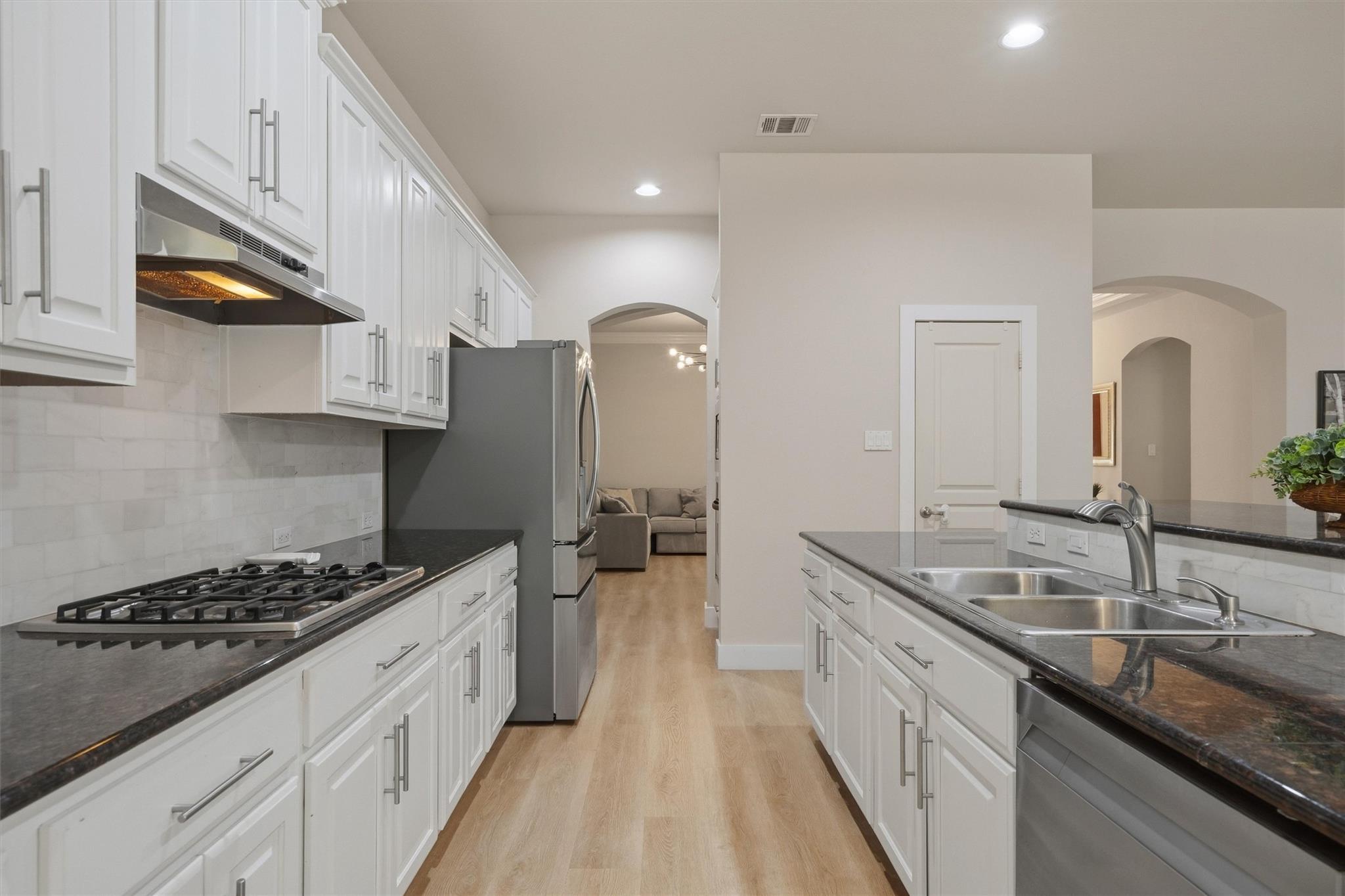 10113  Loxley Ln, photo 9
